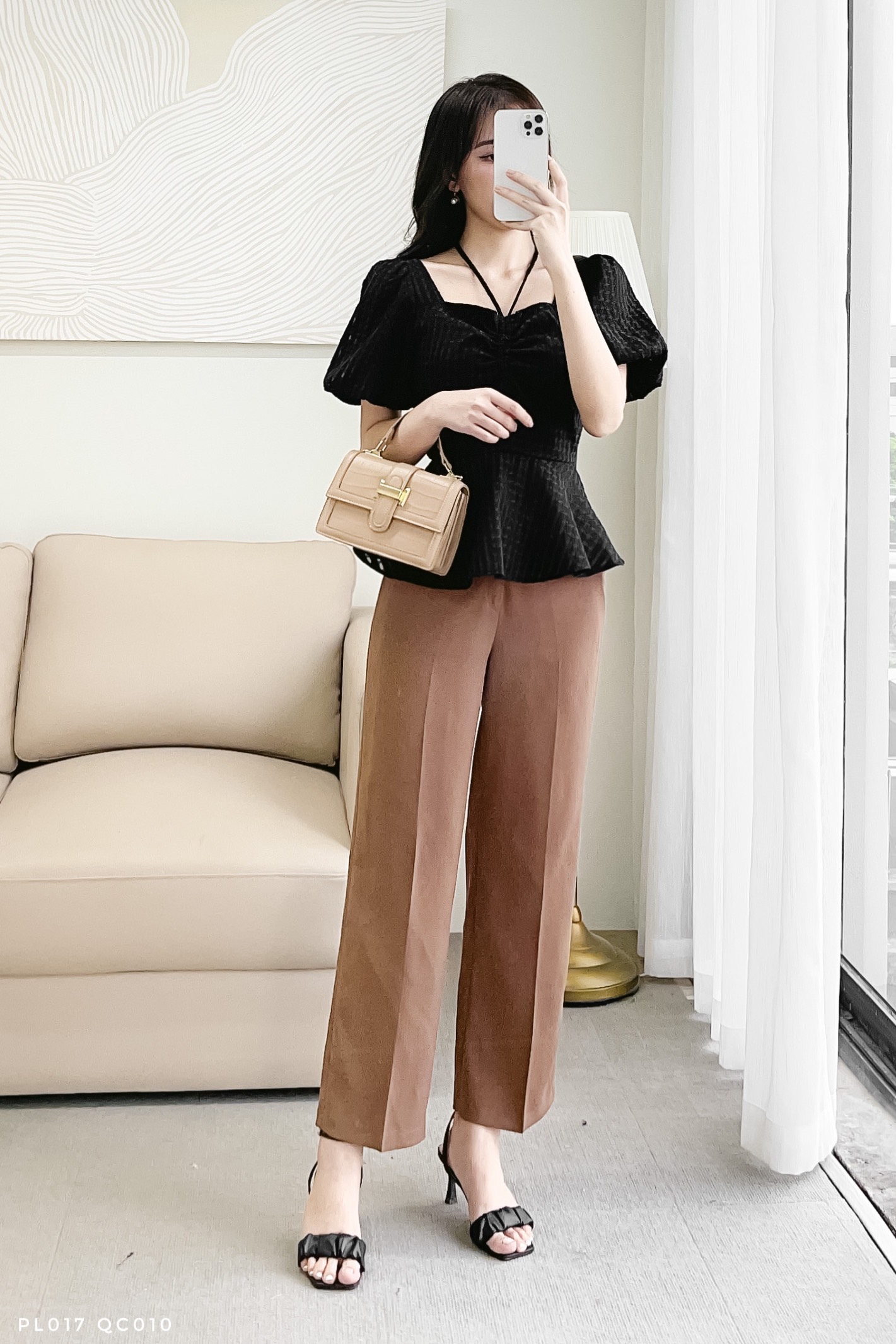 Áo peplum cách điệu tay bồng tiểu thư