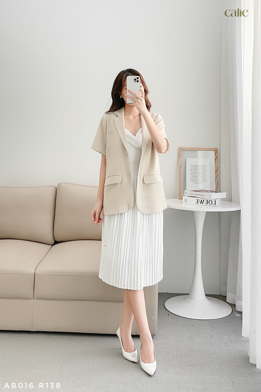 Áo blazer basic cộc tay trẻ trung