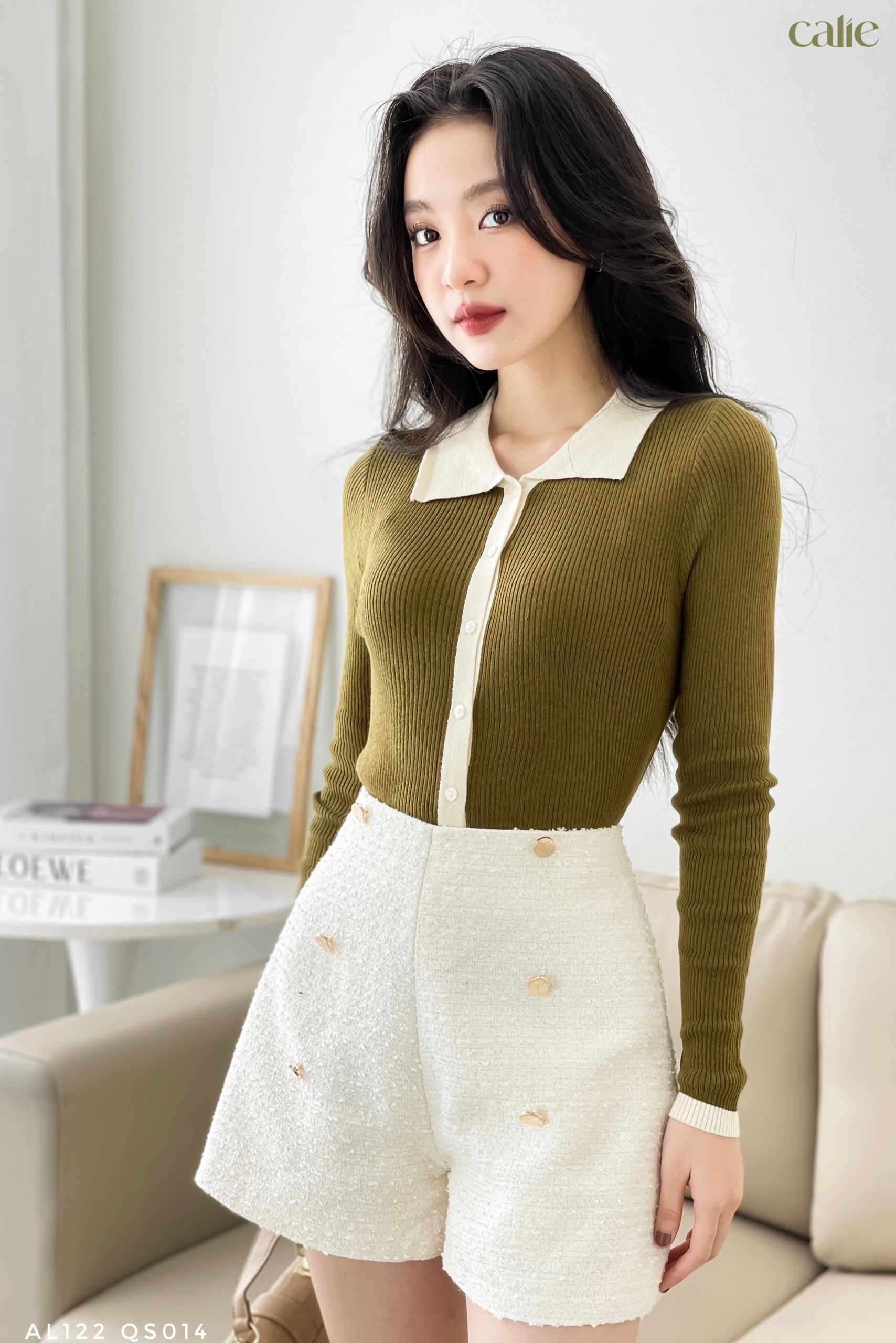 Quần short dạ tweed phối cúc sang chảnh