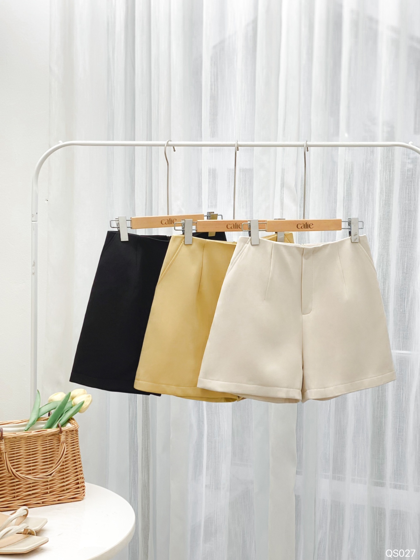 quần short dáng basic 2 cơi chéo