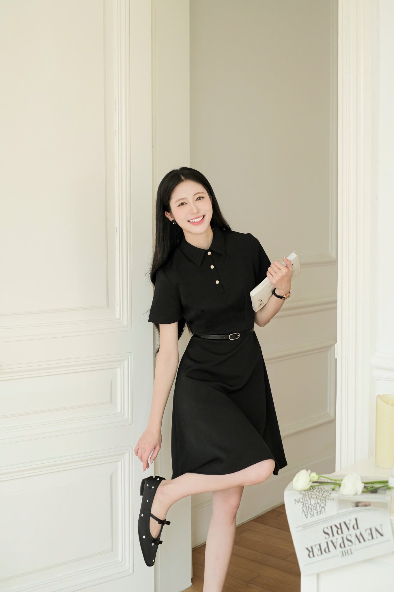 Váy dáng xòe cổ polo kèm belt