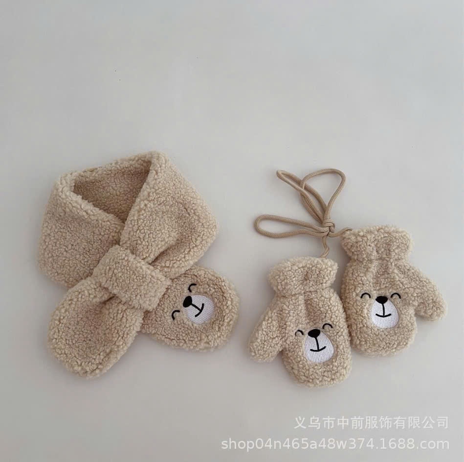 Set khăn +găng tay lông cừu thêu gấu