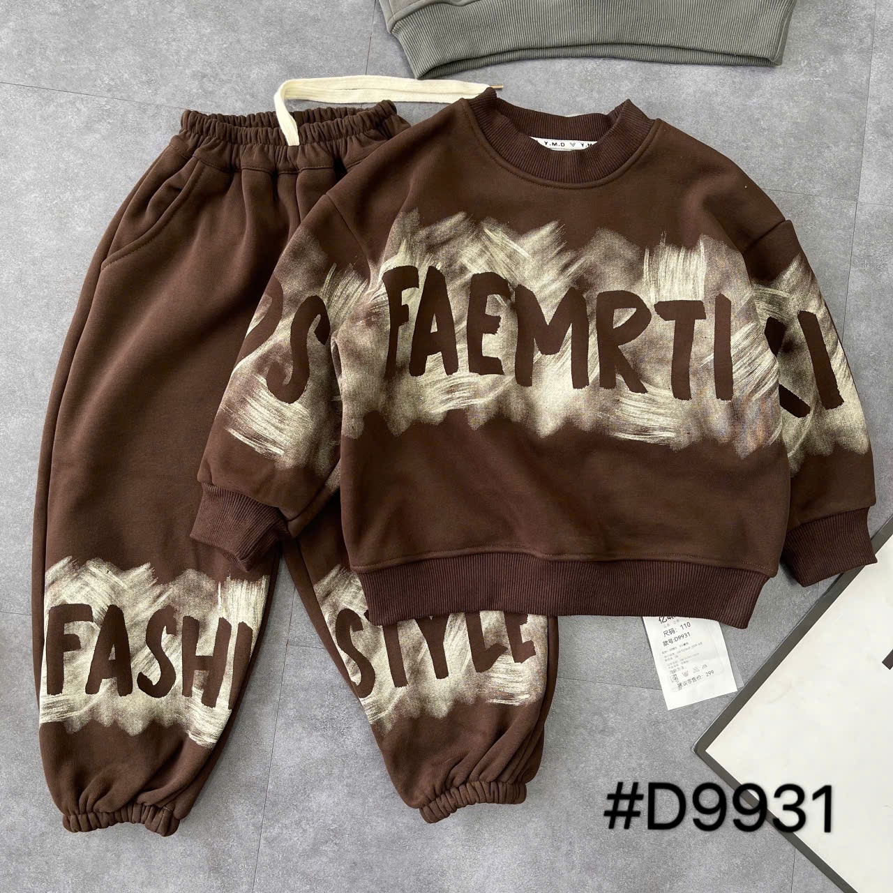 D9931-Bộ nỉ faemrti lót lông bo gấu
