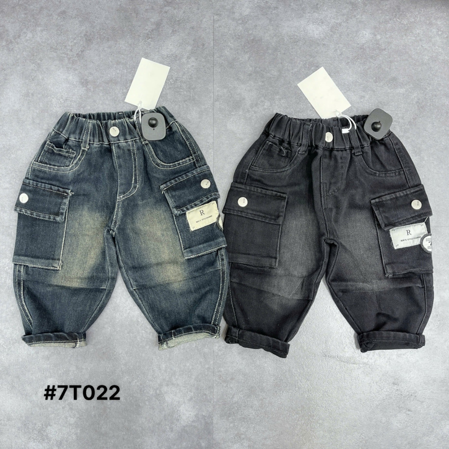 Q7T022 -Quần bò túi hộp R7