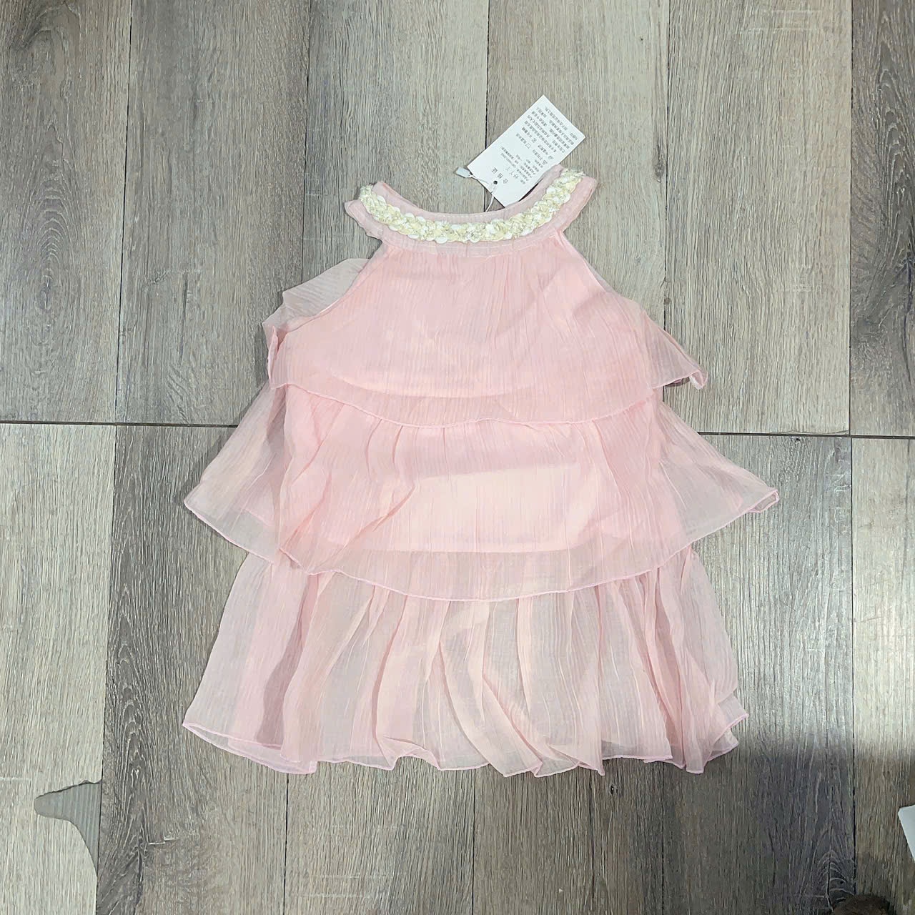 288-Váy yếm hồng xếp ly tầng
