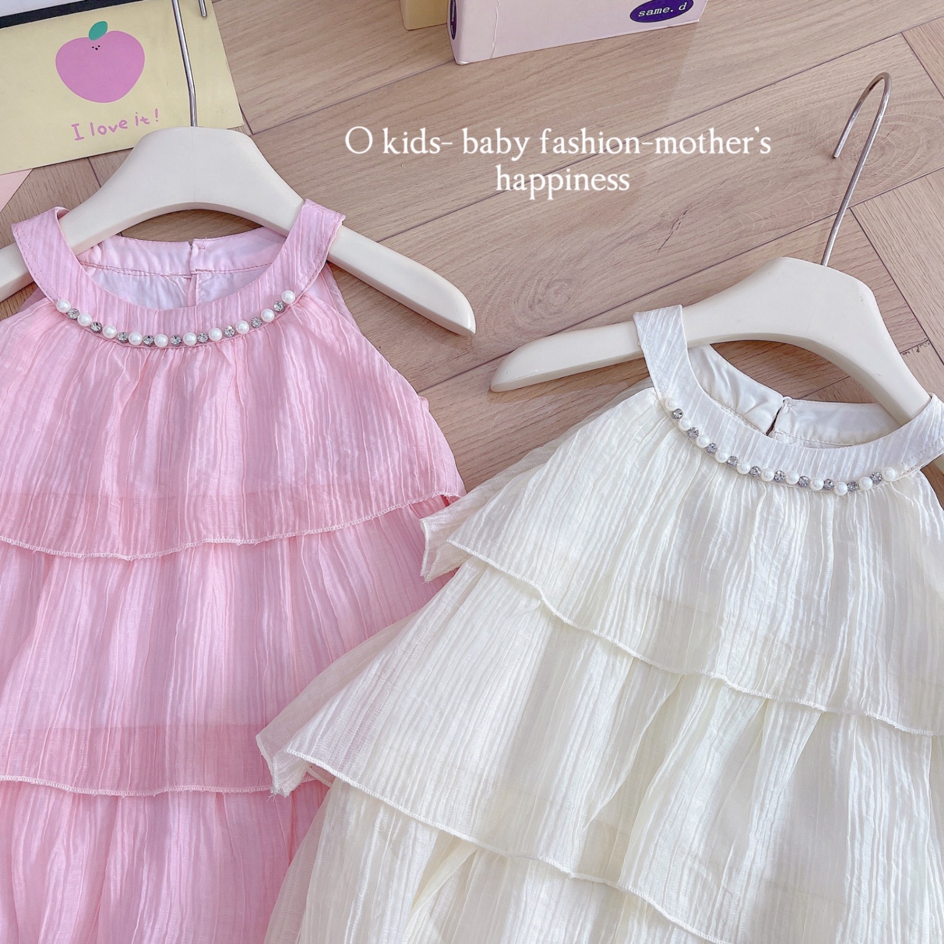 OVY17 - VÁY CỔ YẾM ĐÍNH ĐÁ XẾP TẦNG
