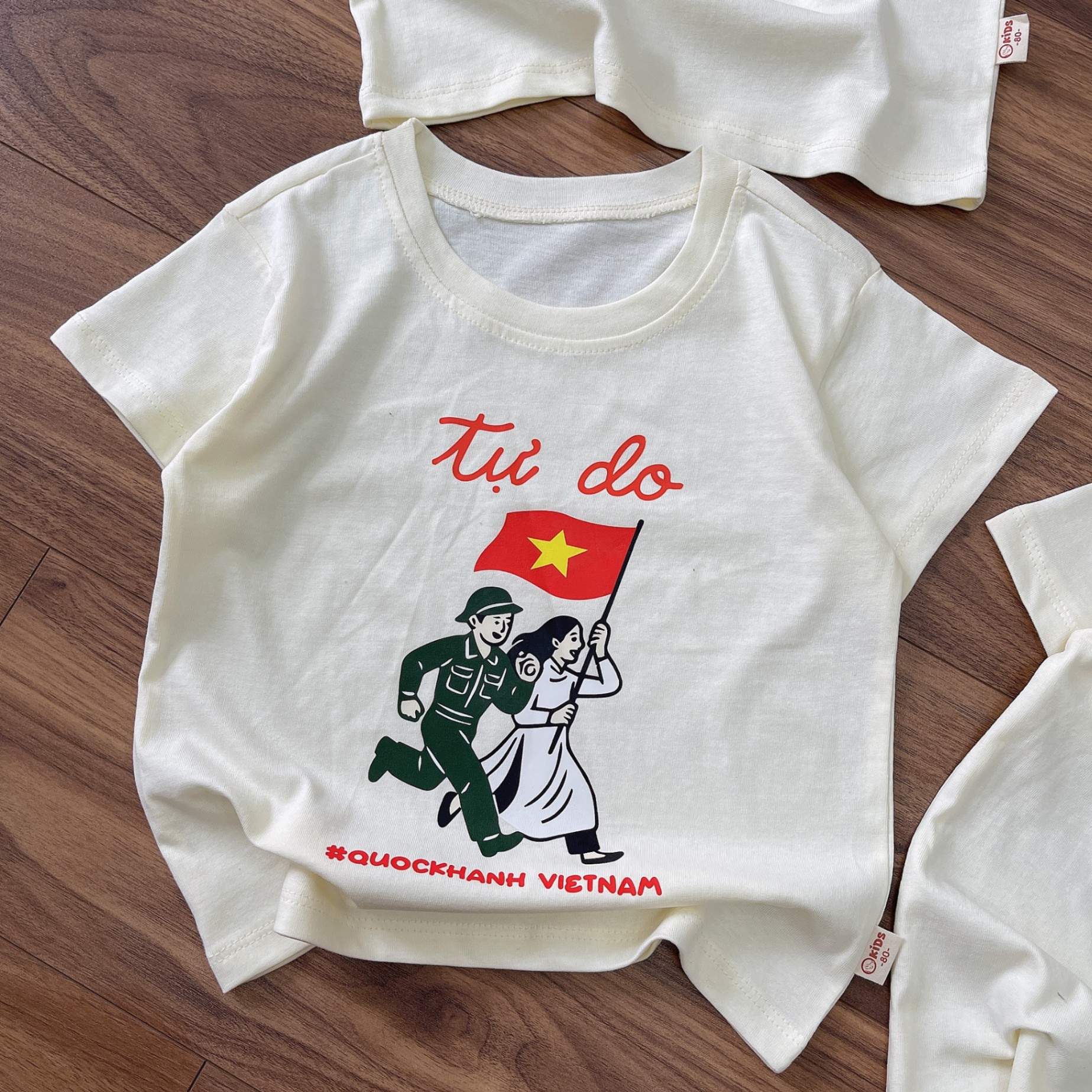 OAC59- ÁO CỘC MẦM NON YÊU NƯỚC