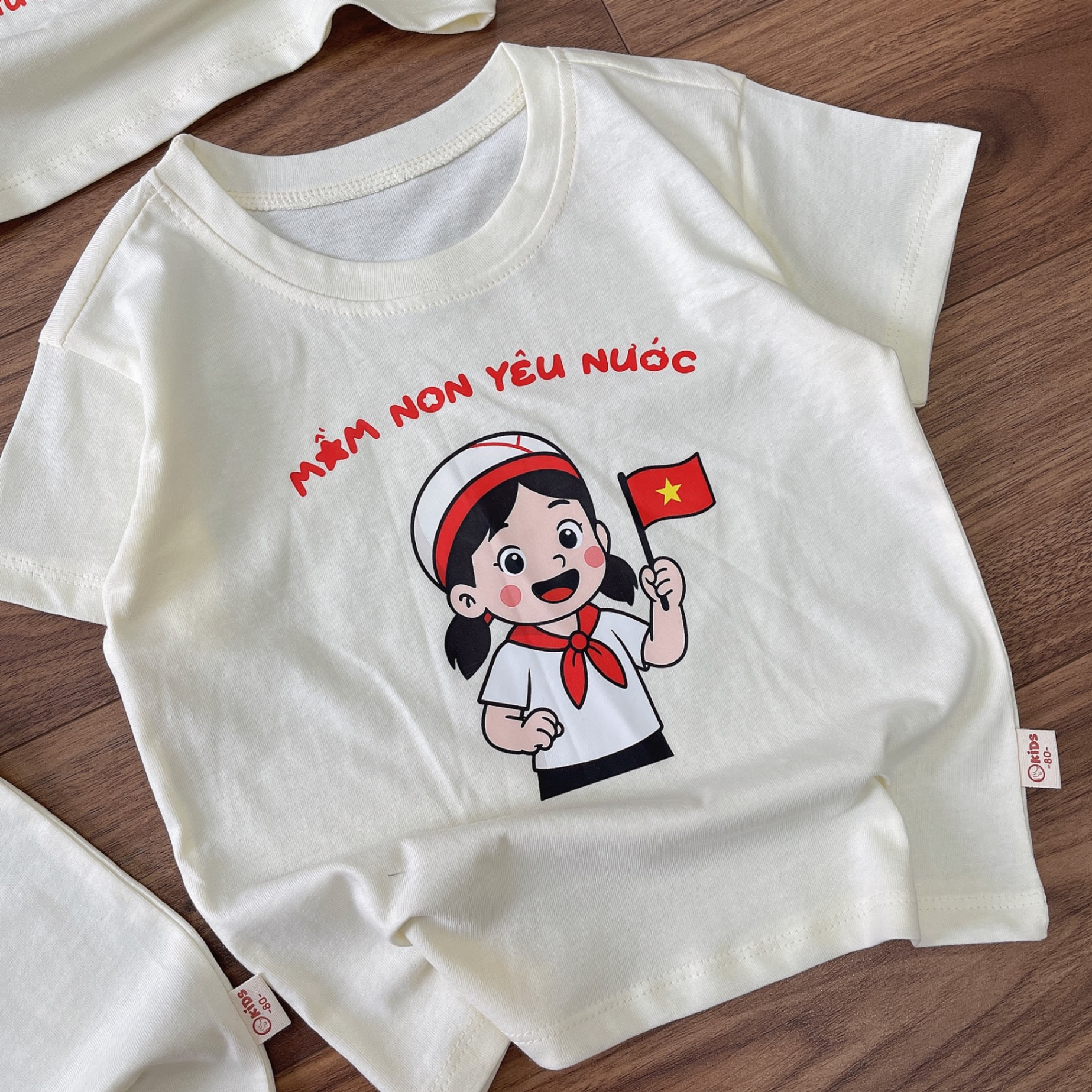OAC59- ÁO CỘC MẦM NON YÊU NƯỚC
