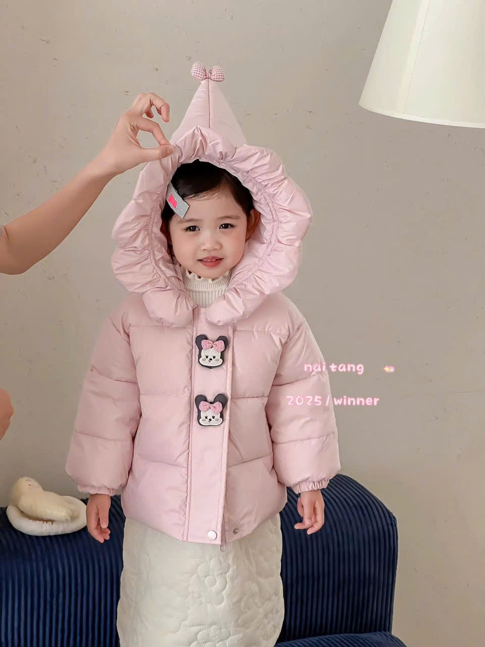 532053 - áo phao hồng bé gái mickey