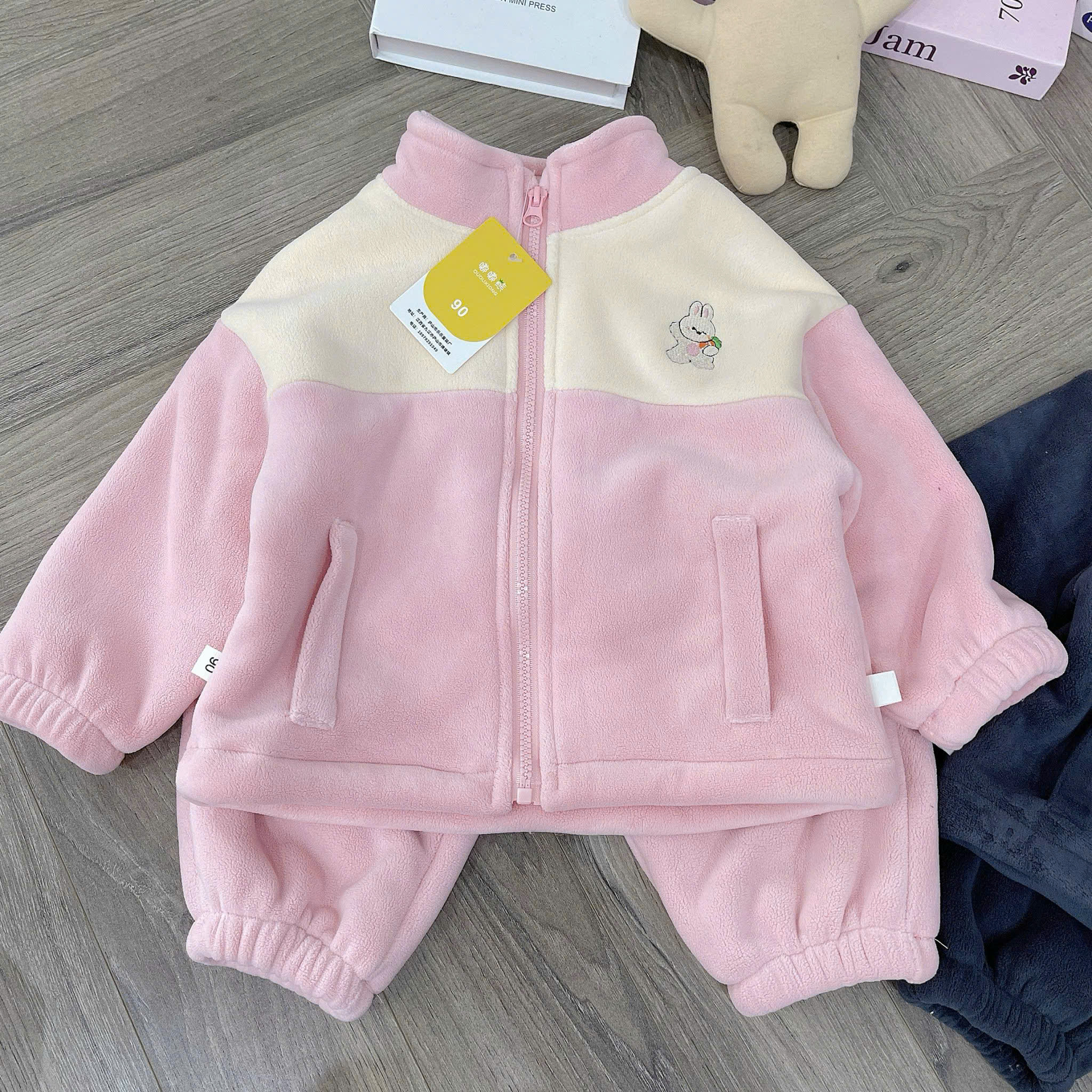 BB02-BỘ LÔNG THÊU THỎ GẤU LÓT LÔNG QCCC