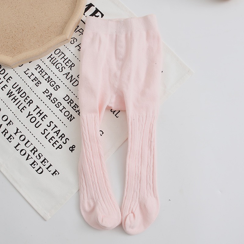 QUẦN TẤT LEN LIỀN BÀN HOT BÉ