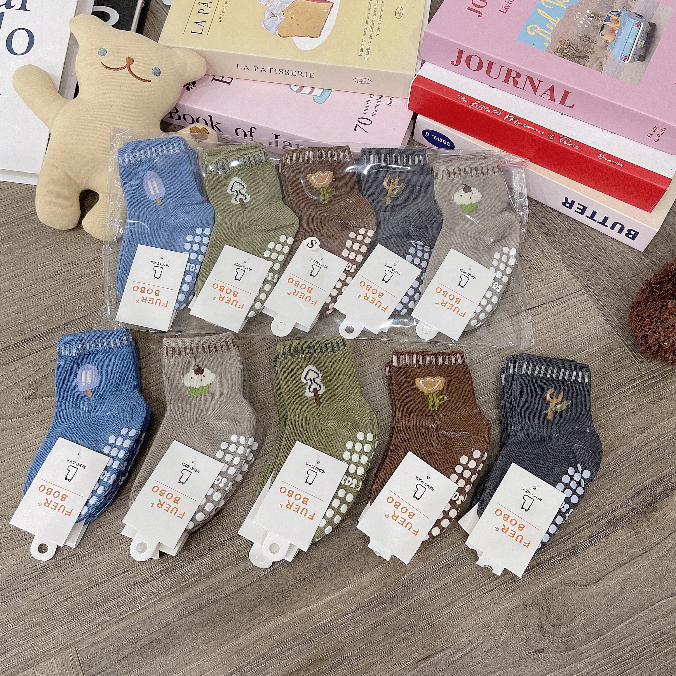 TẤT#75-SET 10 ĐÔI TẤT CHỐNG TRƯỢT SỌC CỔ