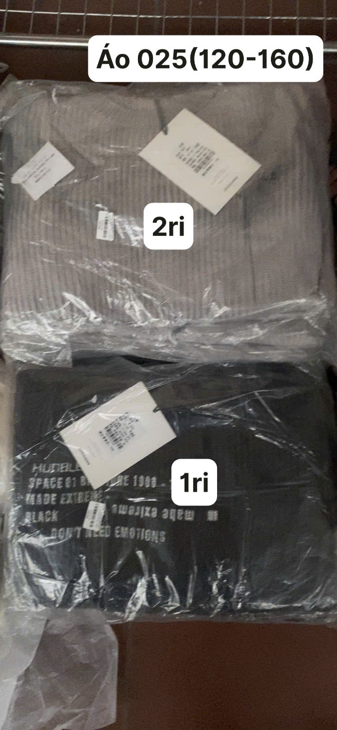 áo len chữ bé 025