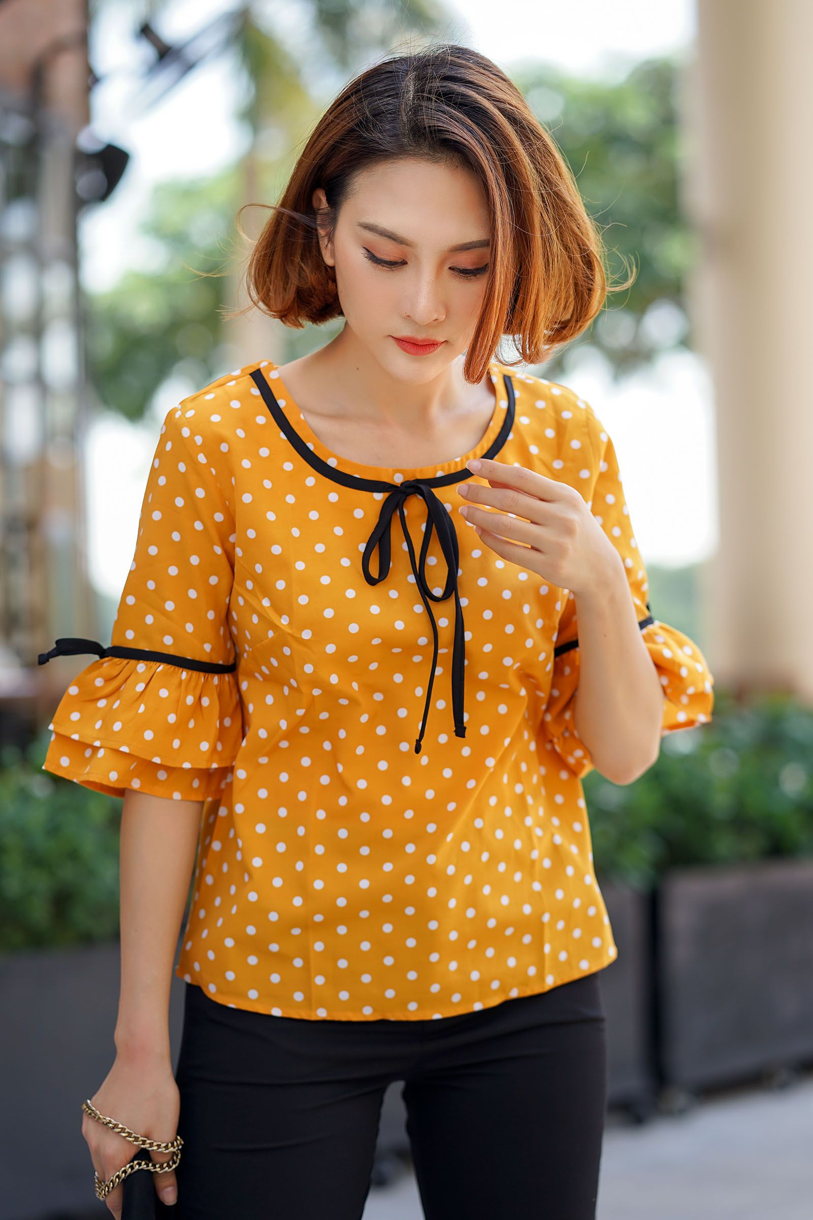 ÁO LỤA BI TAY LOE-LA00474
