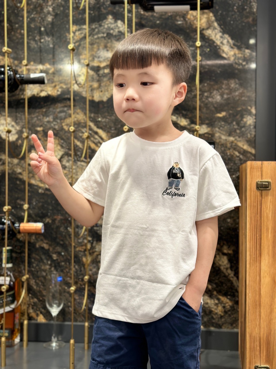 SÉT 2 ÁO GẤU WHOU KIDS CHO BÉ