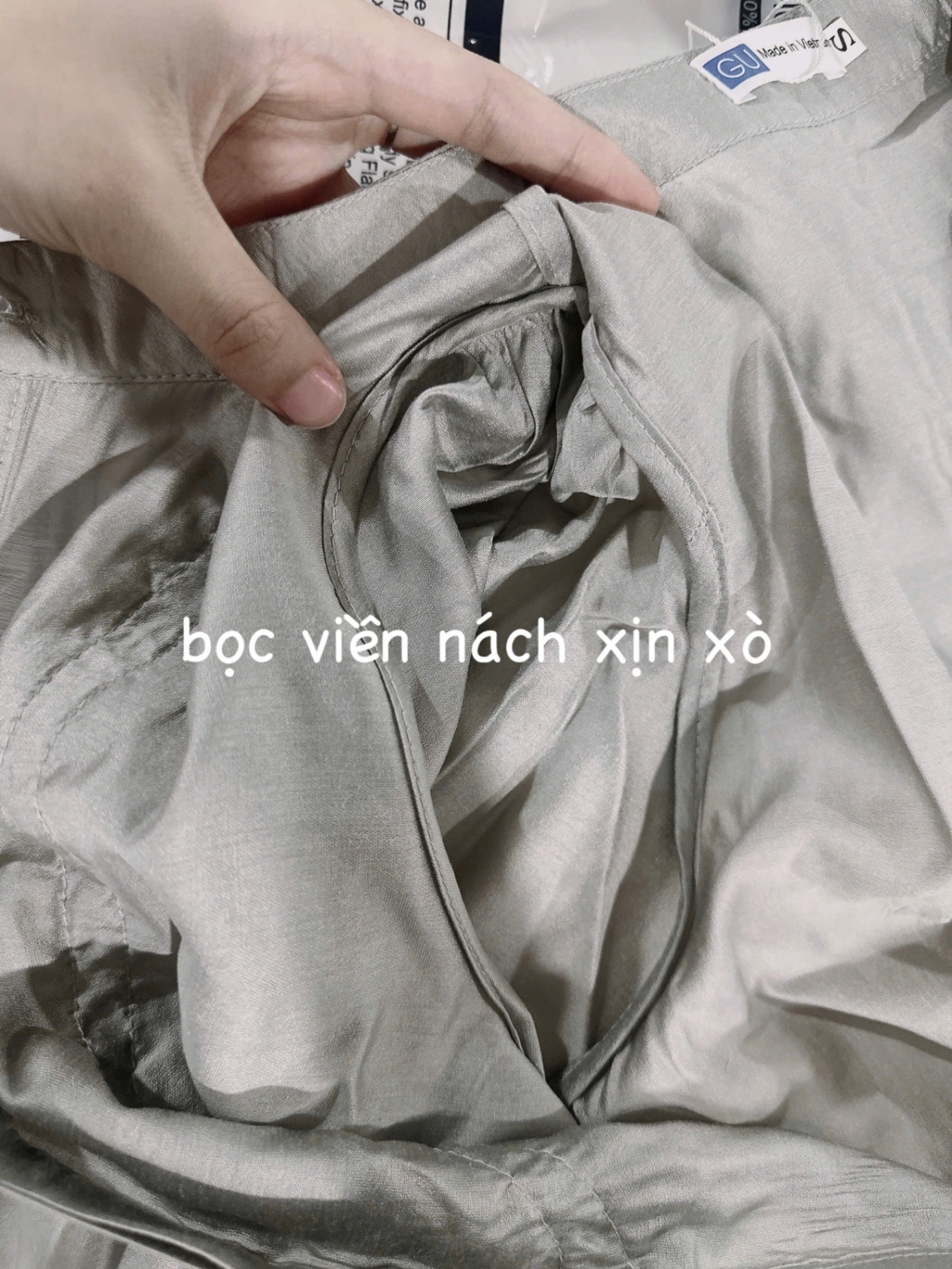 ÁO SƠ MI CỔ TÀU BÈO NGỰC