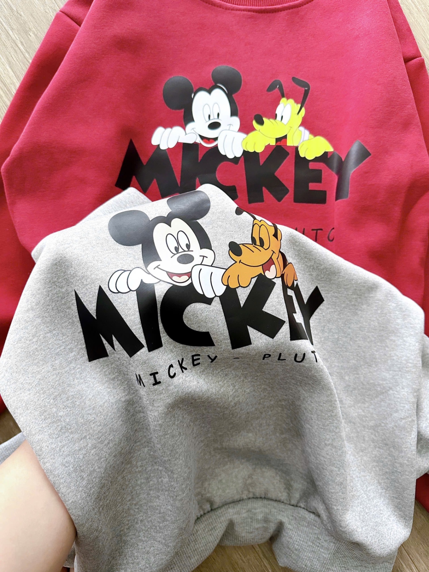 BỘ NỈ 2 DA MICKY ĐỎ GHI