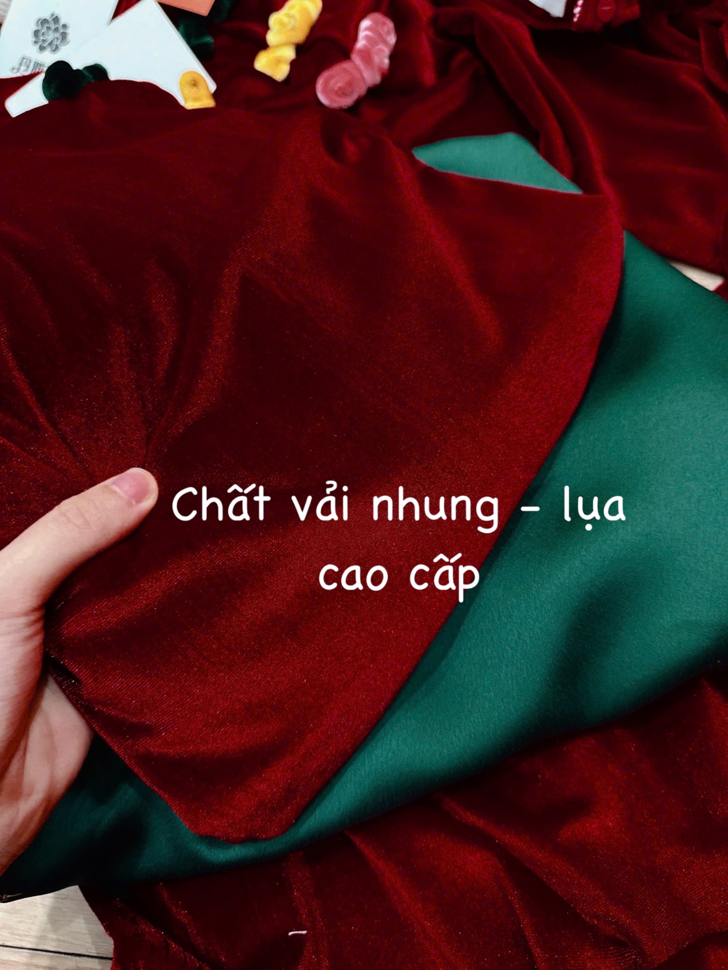 ÁO DÀI NHUNG ĐỎ PHỐI CÚC TẾT