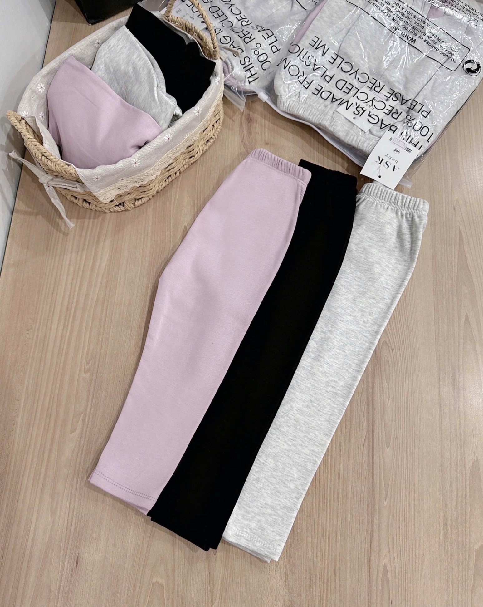 SÉT 3 QUẦN LEGGING ĐEN TÍM XÁM