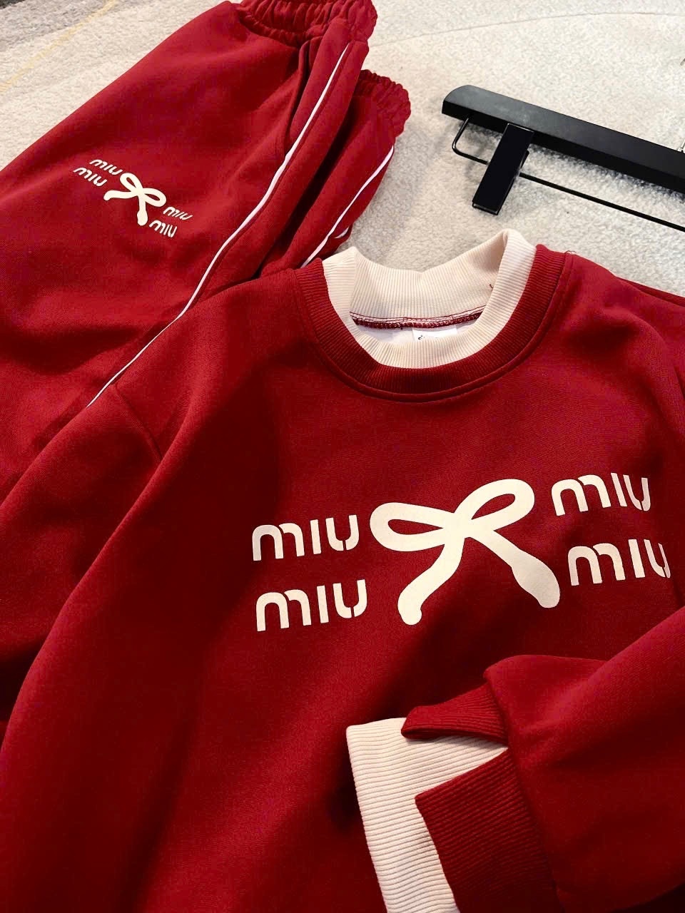 BỘ NỈ CHUI MIUMIU HÌNH NƠ