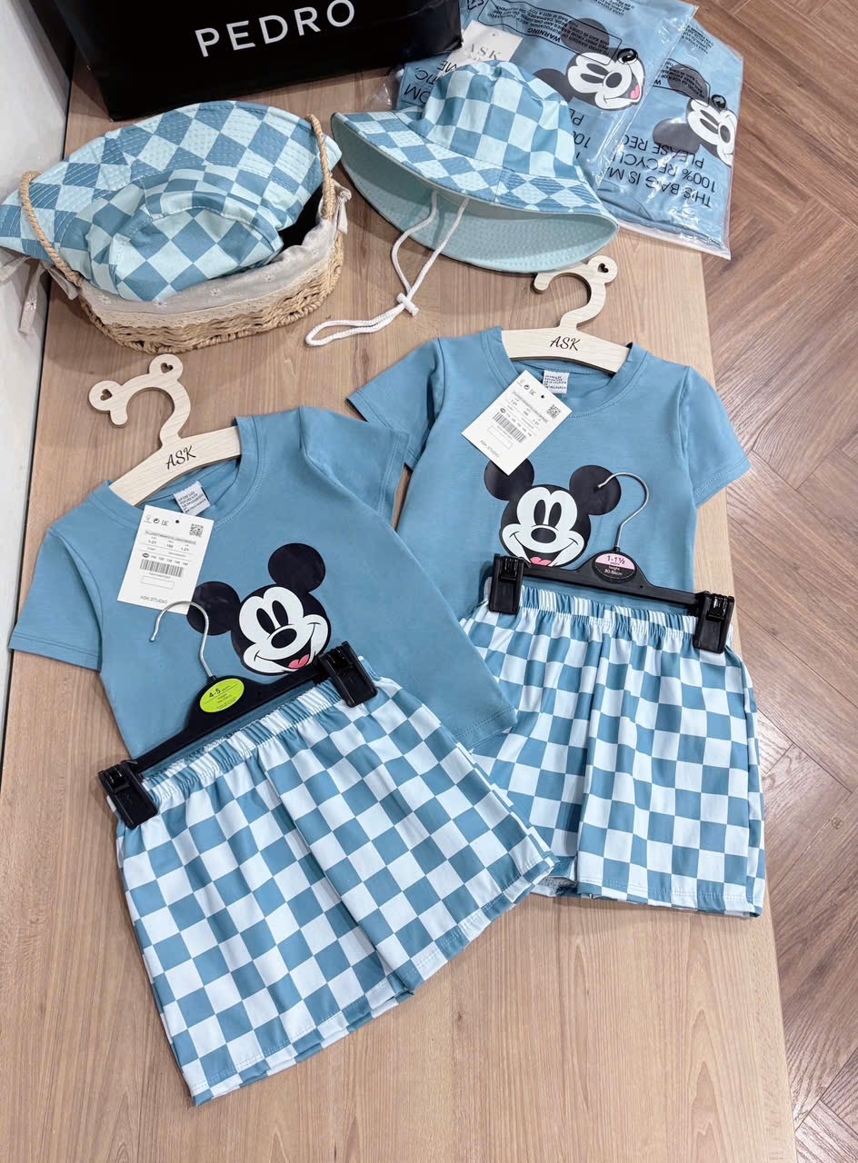 BỘ ĐÙI MICKY XANH QUẦN KẺ KÈM MŨ