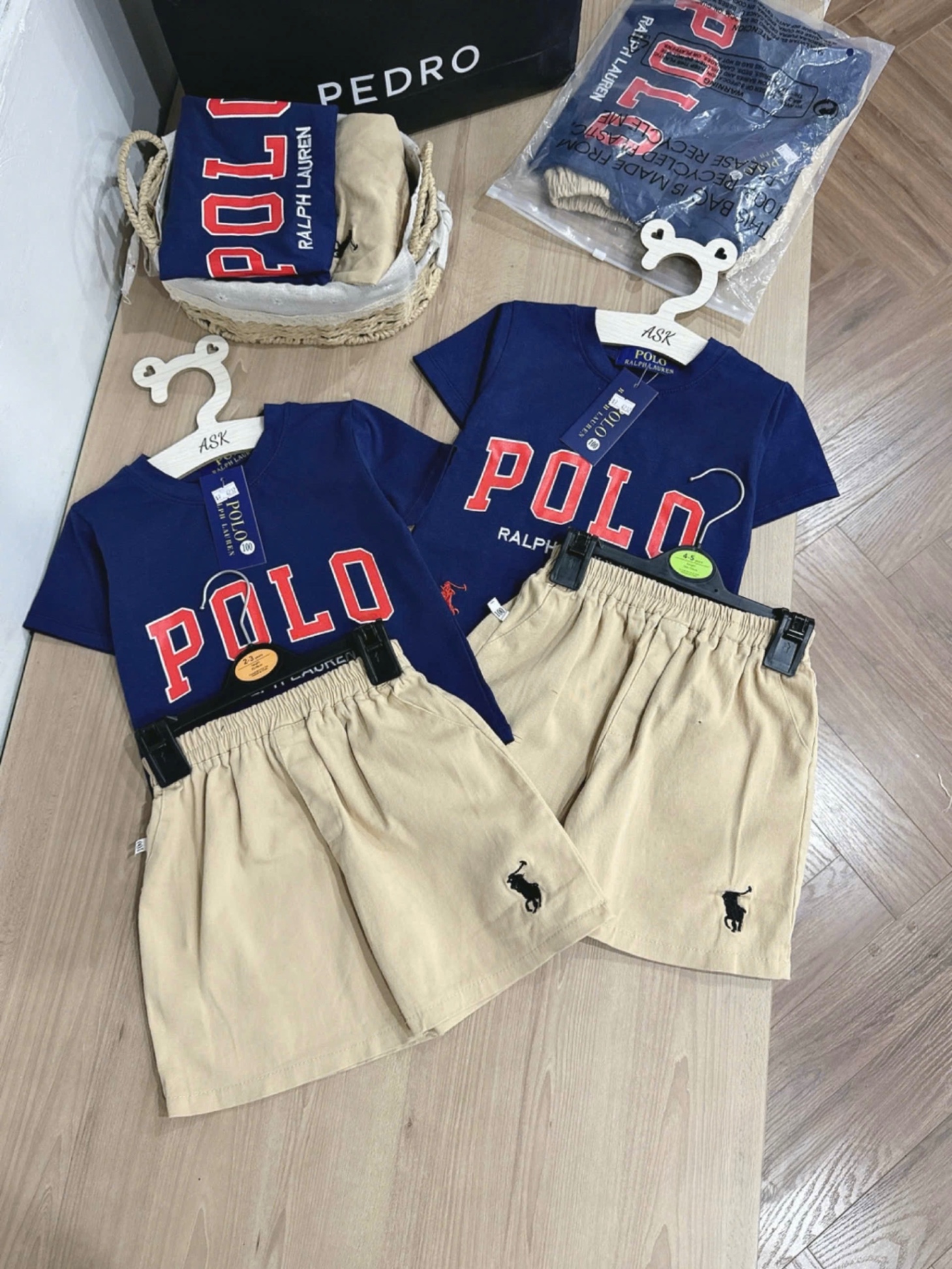 BỘ ĐÙI POLO THAN QUẦN BE THÊU NGỰA