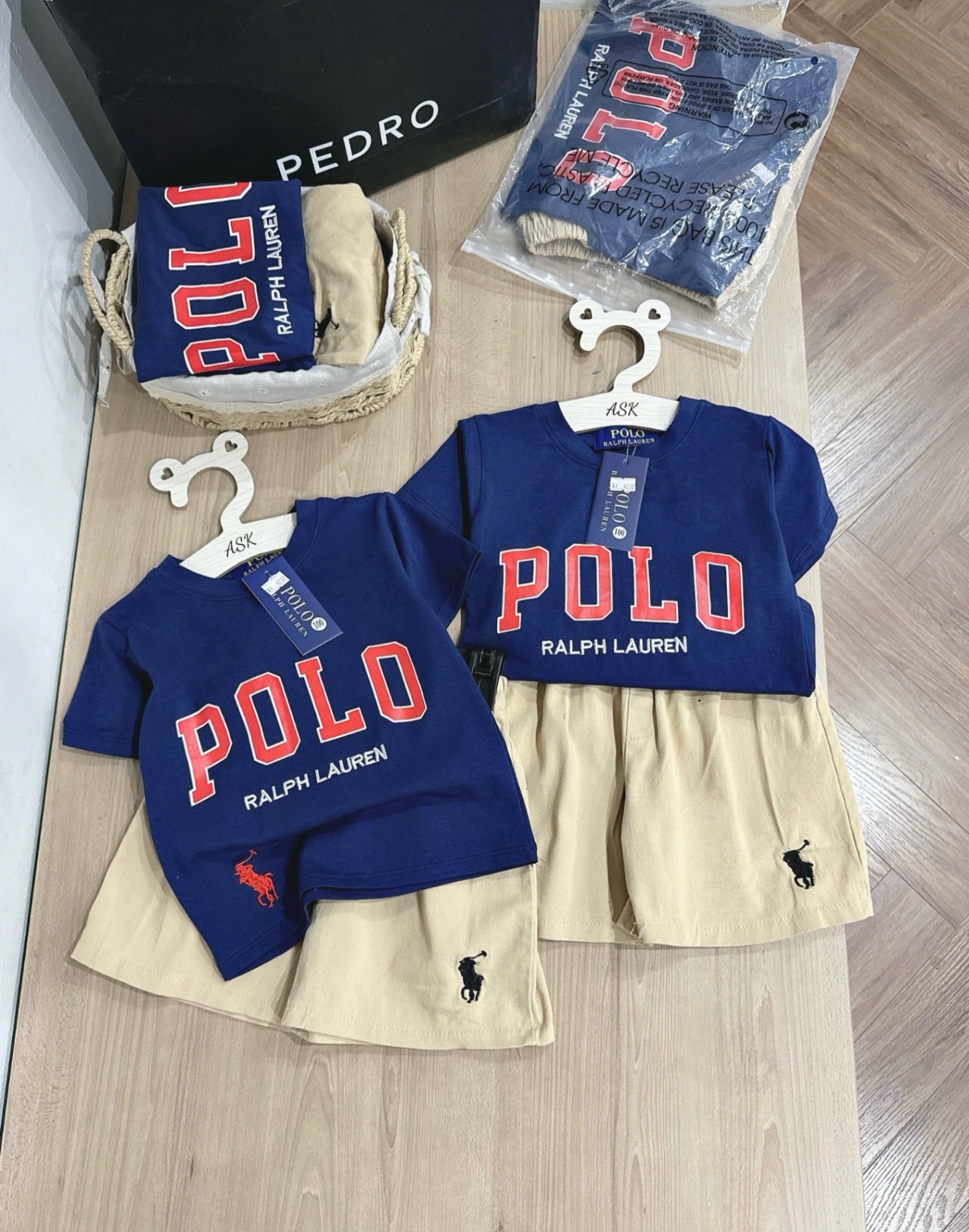 BỘ ĐÙI POLO THAN QUẦN BE THÊU NGỰA