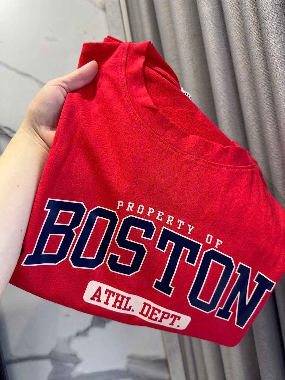 ÁO PULL CỘC ĐỎ BOSTON ATHL