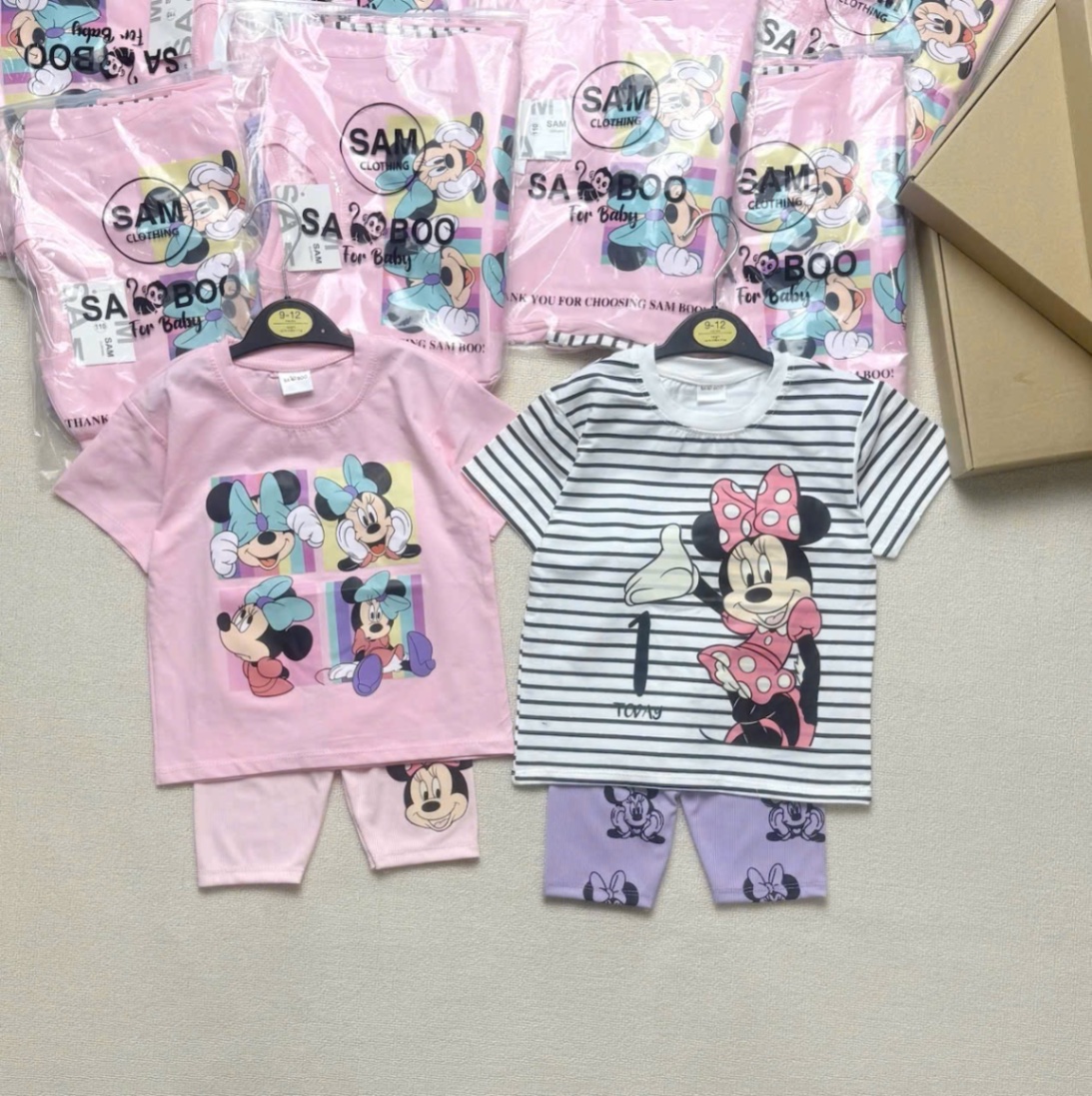 SET 2 BỘ ĐÙI HÌNH MICKY HỒNG KẺ BG