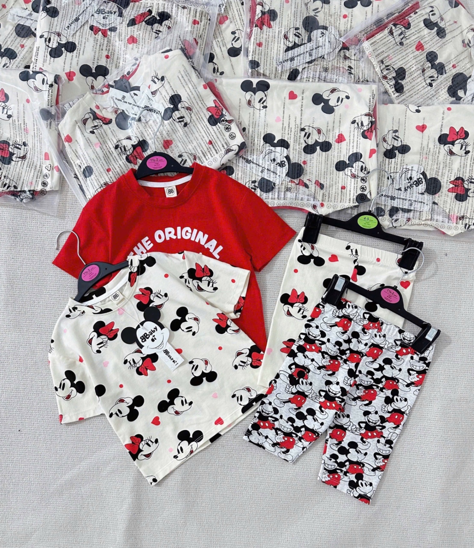 SET 2 BỘ ĐÙI MICKY BE ĐỎ BG