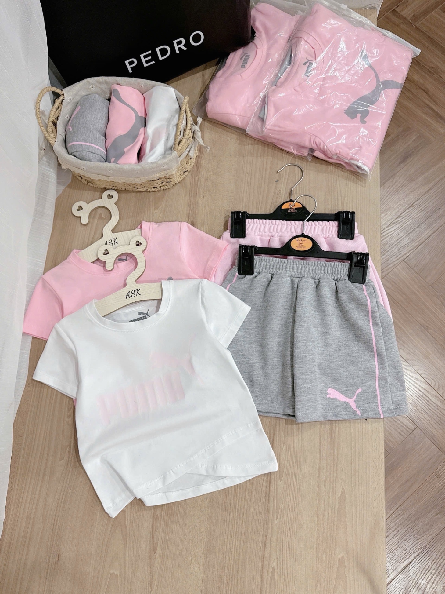 SET 2 BỘ ĐÙI PUMA TRẮNG HỒNG BG