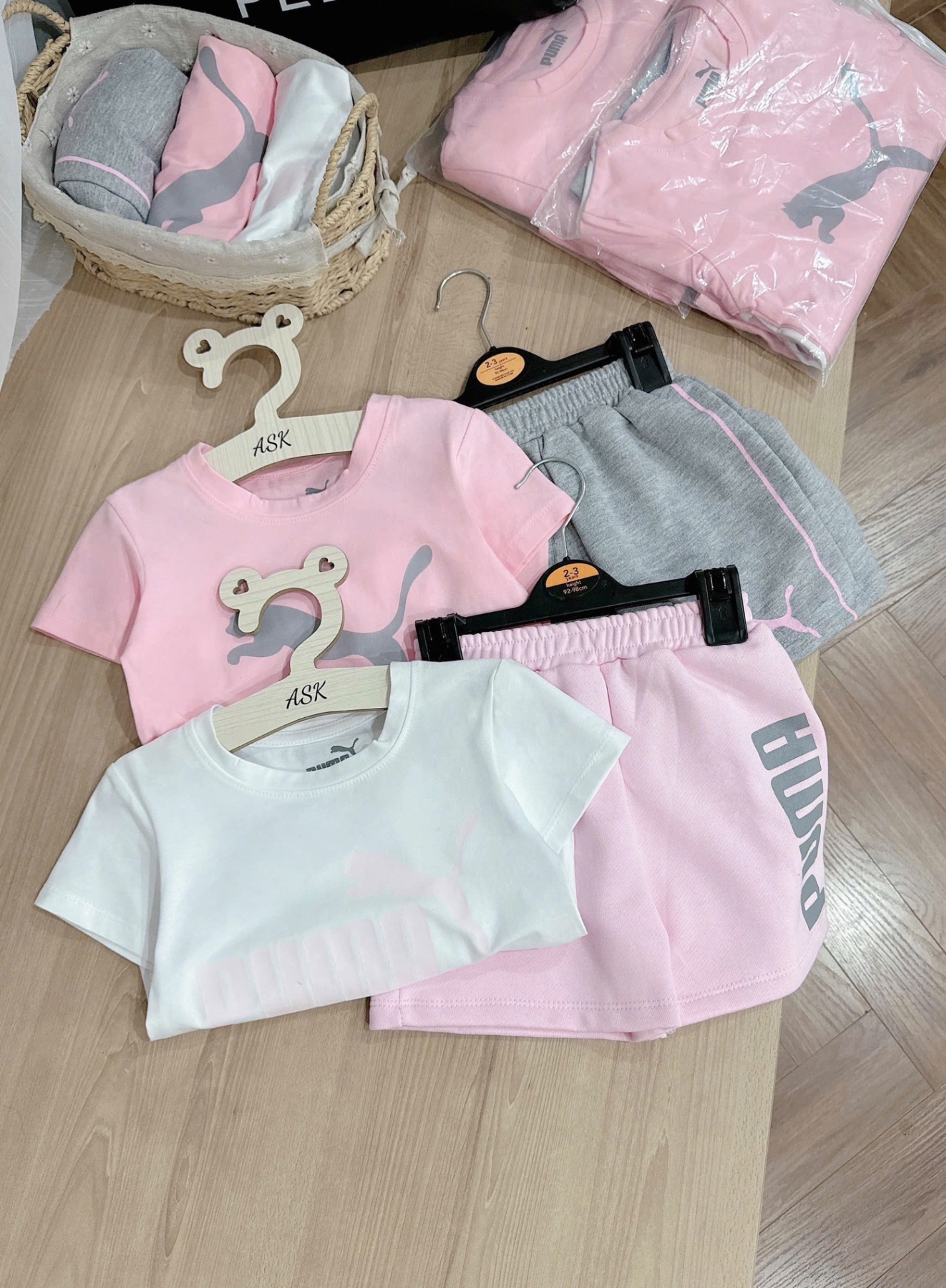 SET 2 BỘ ĐÙI PUMA TRẮNG HỒNG BG