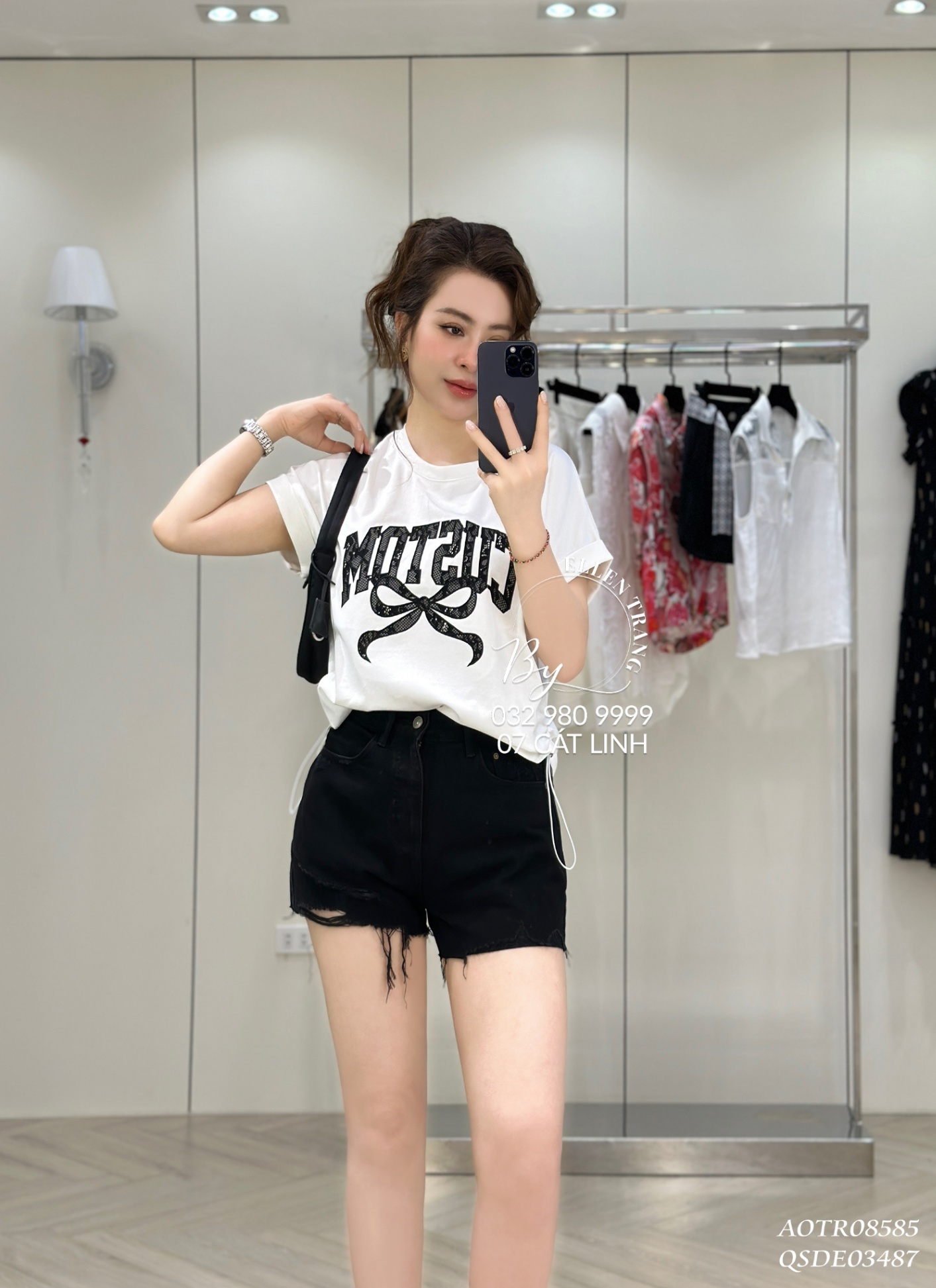 ÁO PHÔNG TRẮNG CHỮ NƠ ĐEN DÂY RÚT EO
