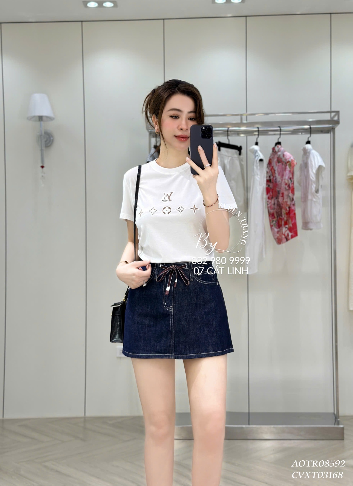 ÁO PHÔNG TRẮNG HOẠ TIẾT LV LƯỚI