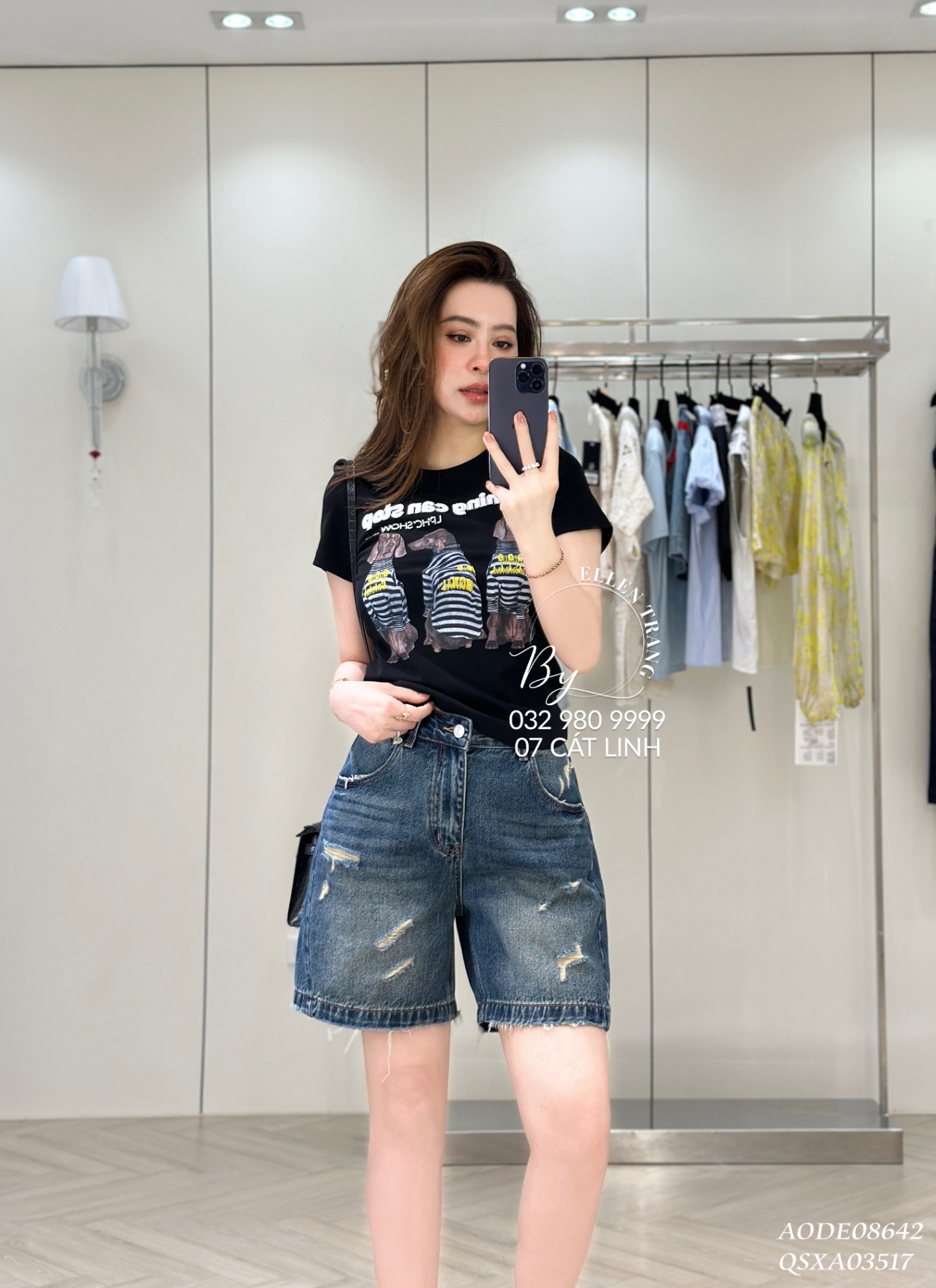 ÁO PHÔNG ĐEN HÌNH CHÓ THÊU CHỮ TRẮNG