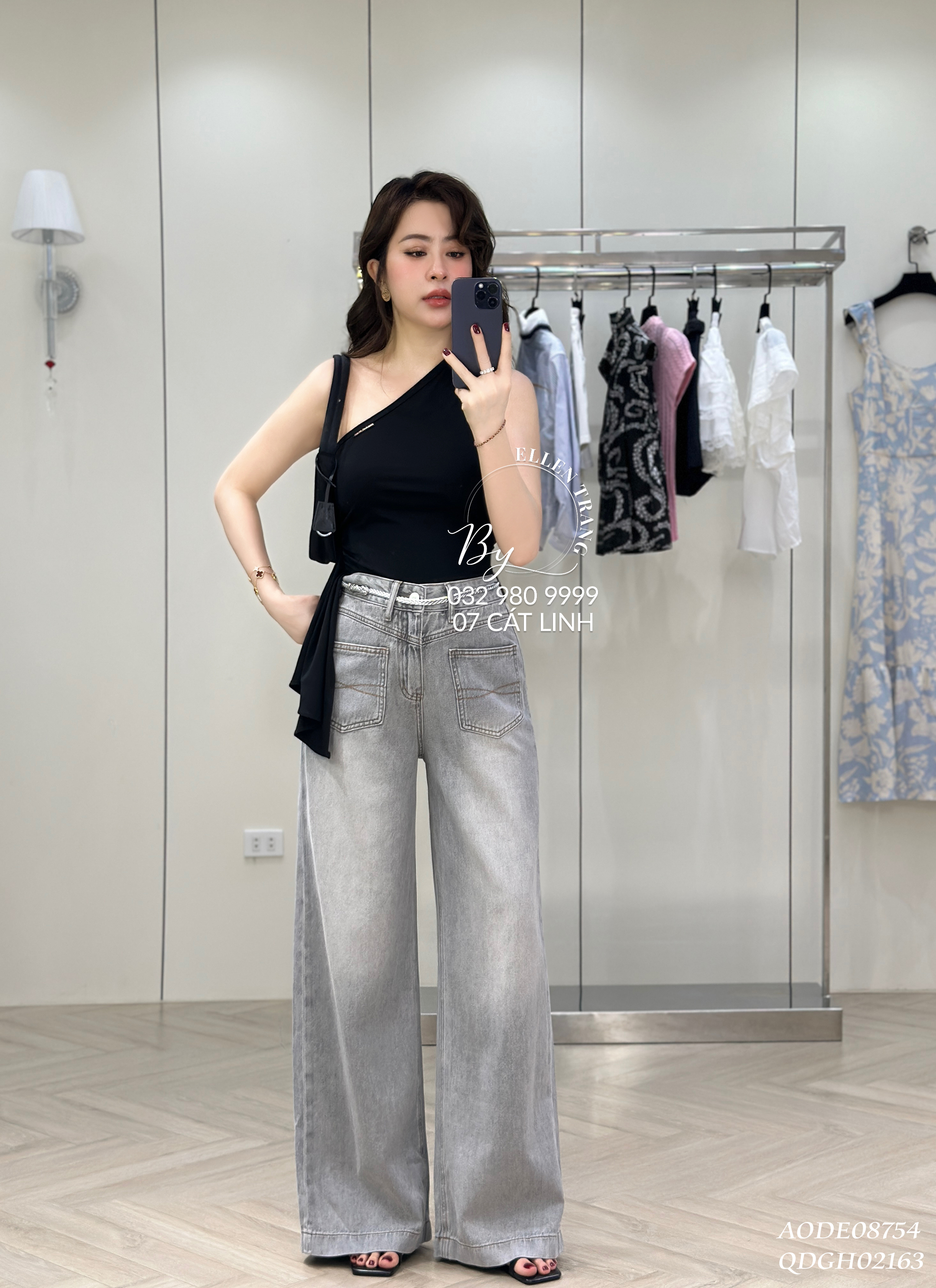 ÁO ĐEN LỆCH VAI CỔ ANNANDELMAN