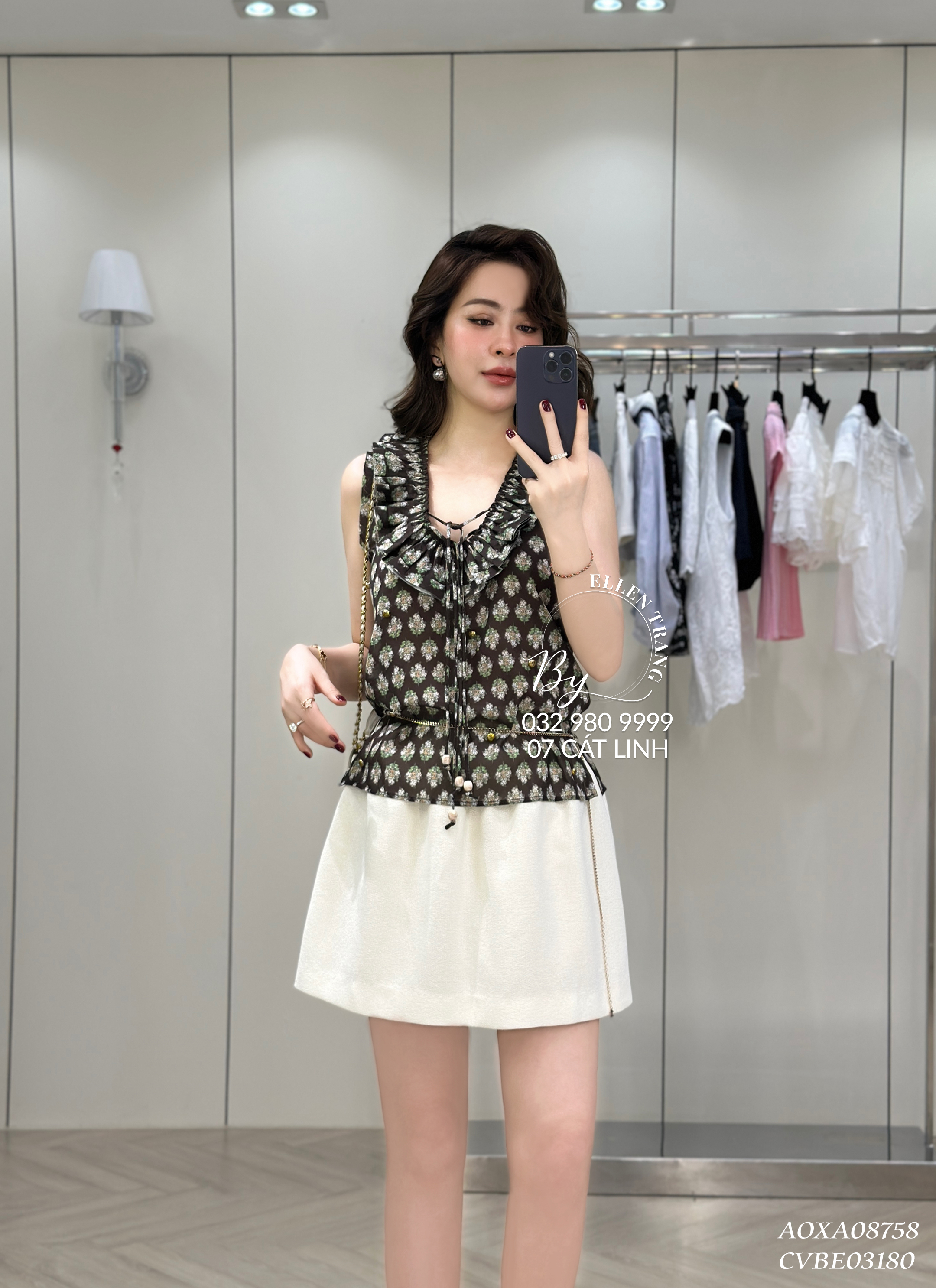ÁO SÁT NÁCH XANH RÊU CÚC VÀNG CHANEL
