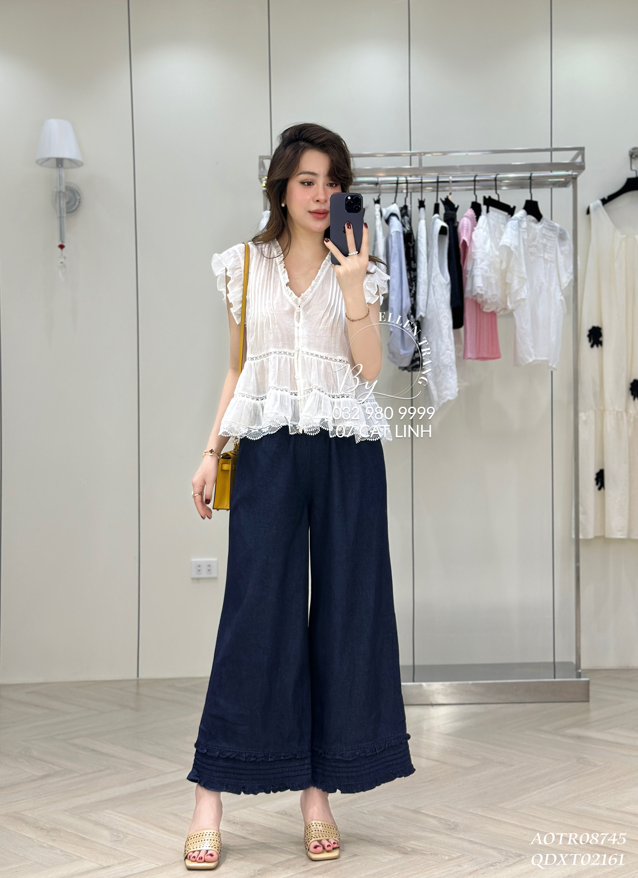 ÁO TRẮNG CỔ V GẤU REN LƯỚI