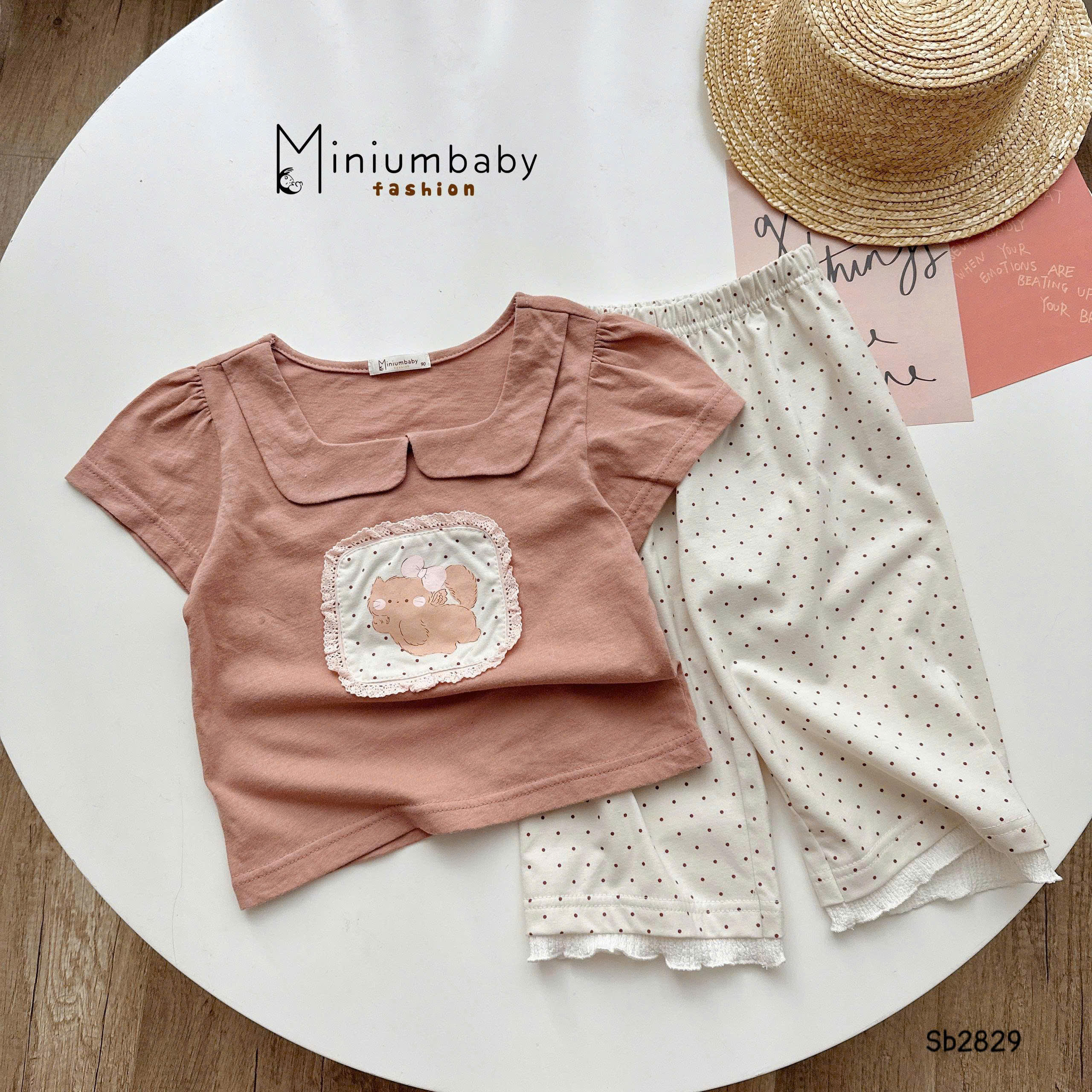 Set bé gái cổ vuông lá sen MINIUMBABY