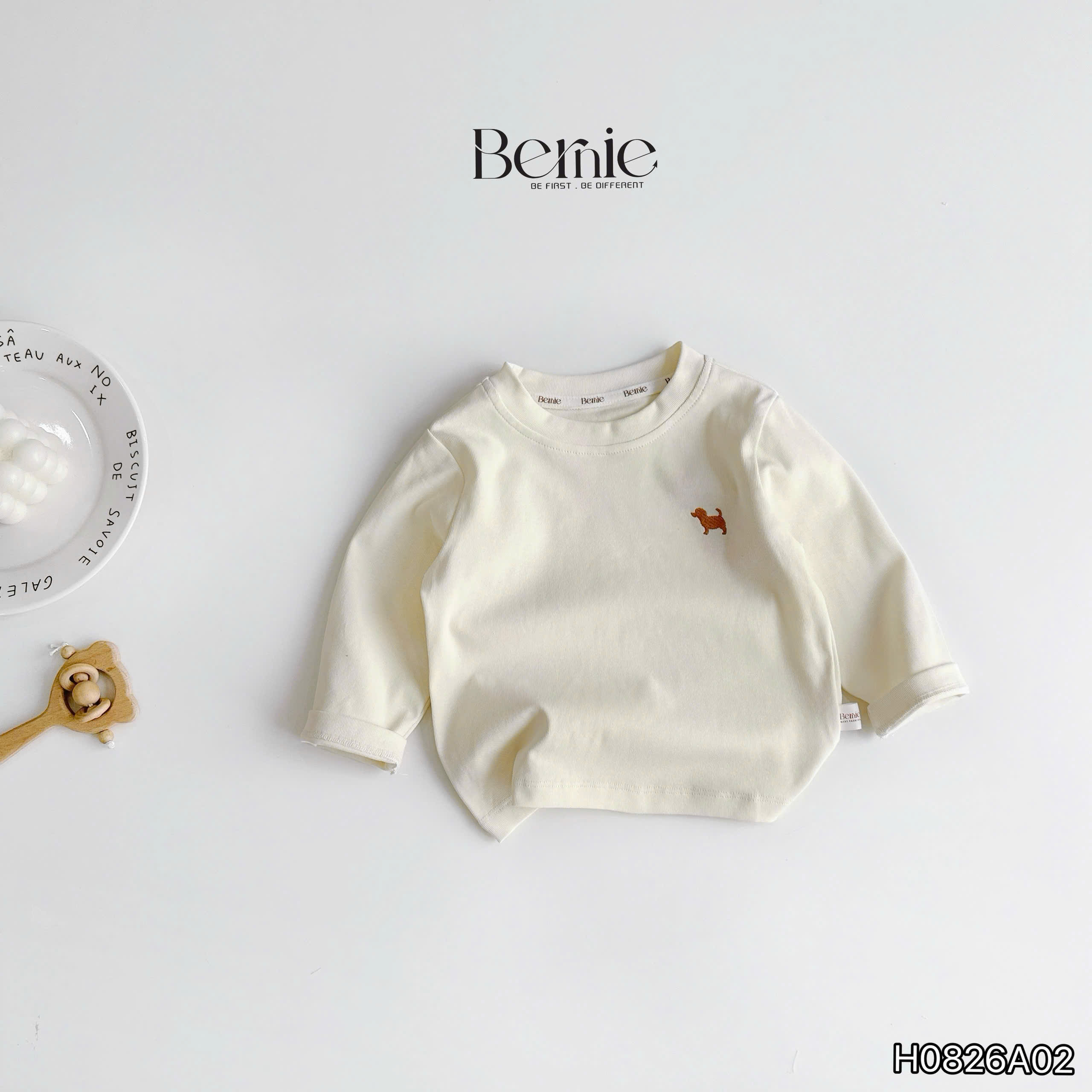 Áo bozip cổ tròn basic BERNIE