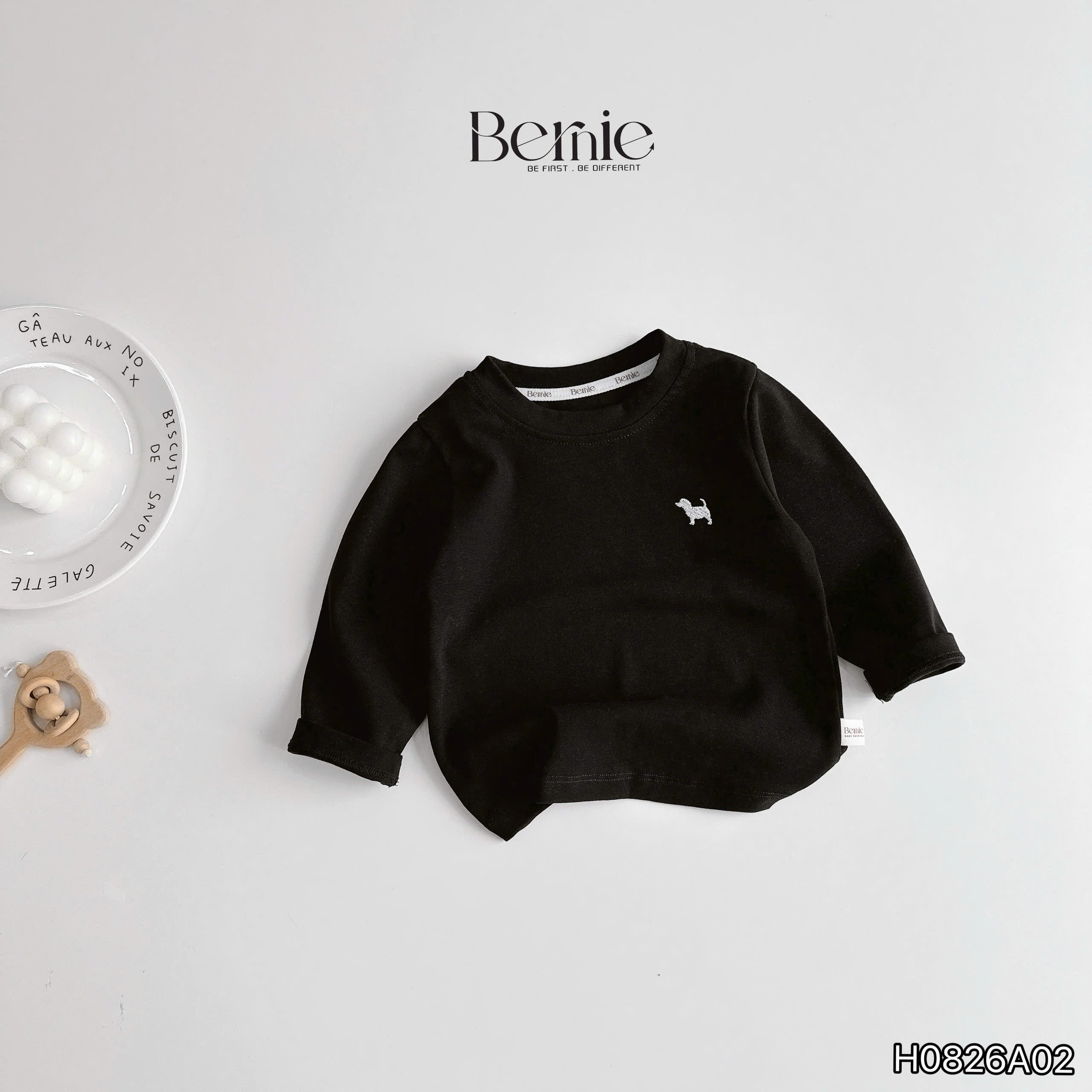 Áo bozip cổ tròn basic BERNIE