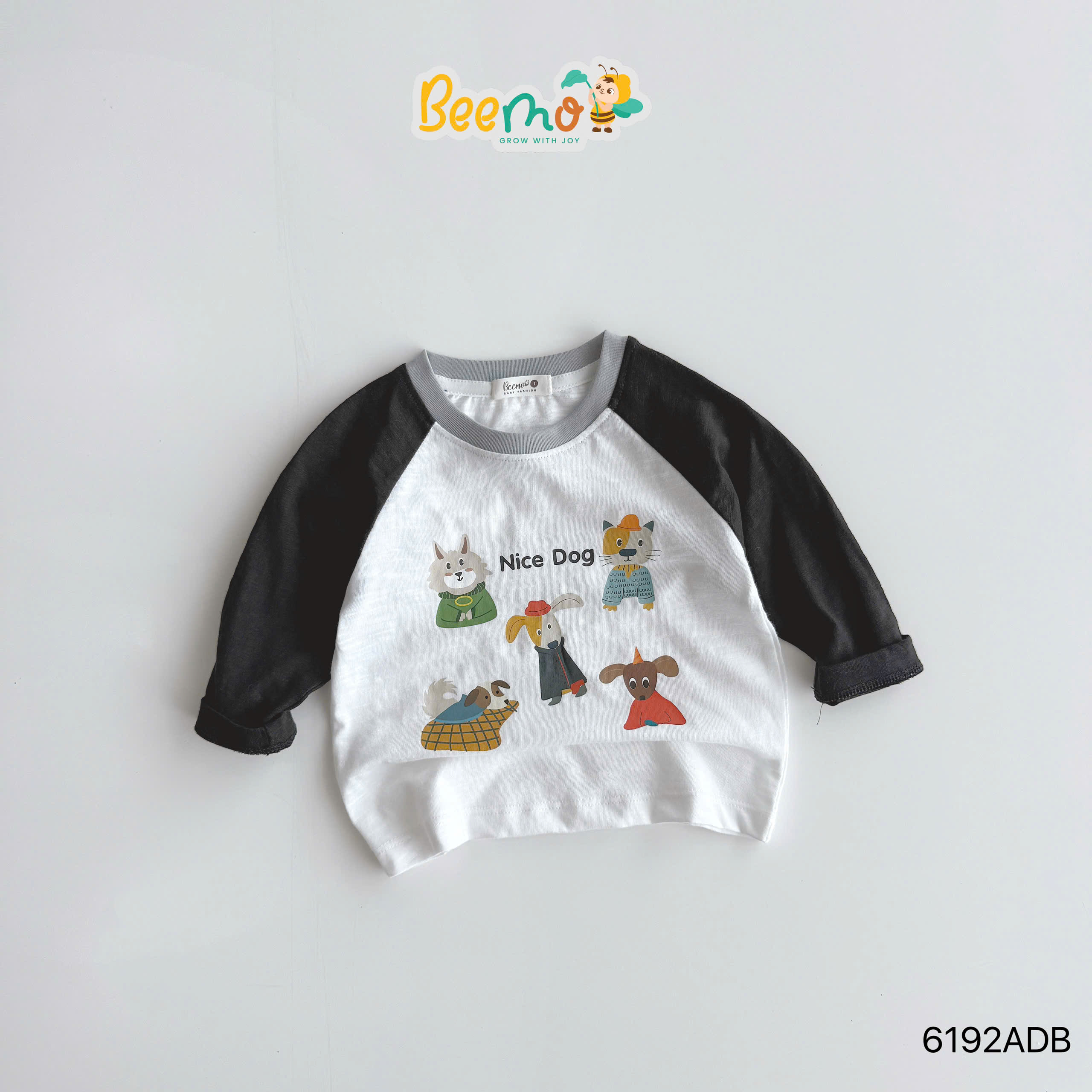 Áo dài tay raglan in hình chú chó Beemo