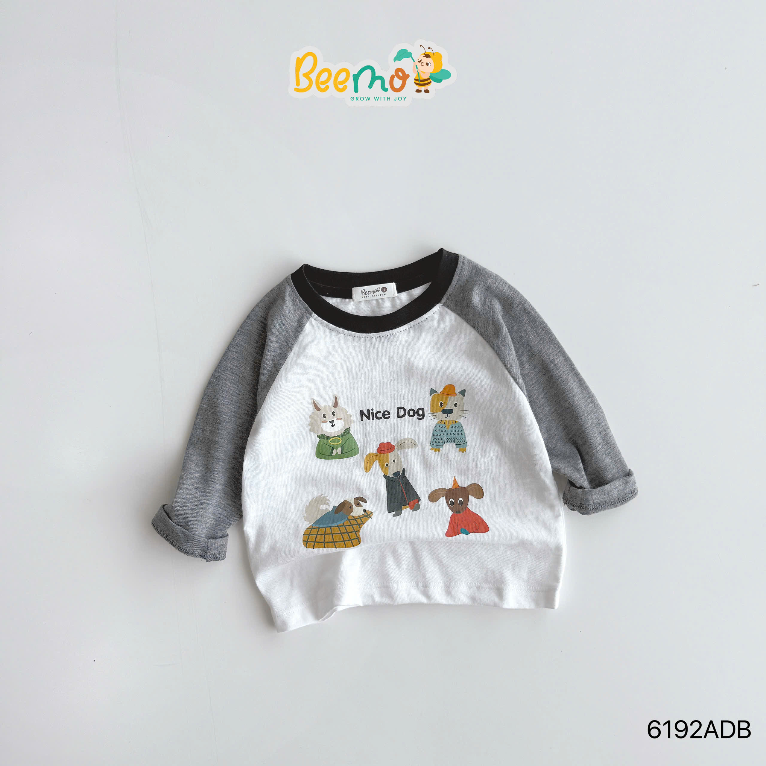Áo dài tay raglan in hình chú chó Beemo