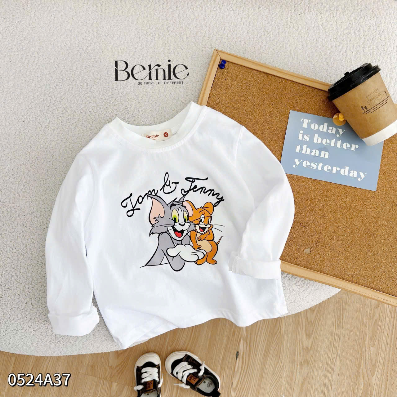 Áo phông dài tay Tom and Jerry Bernie