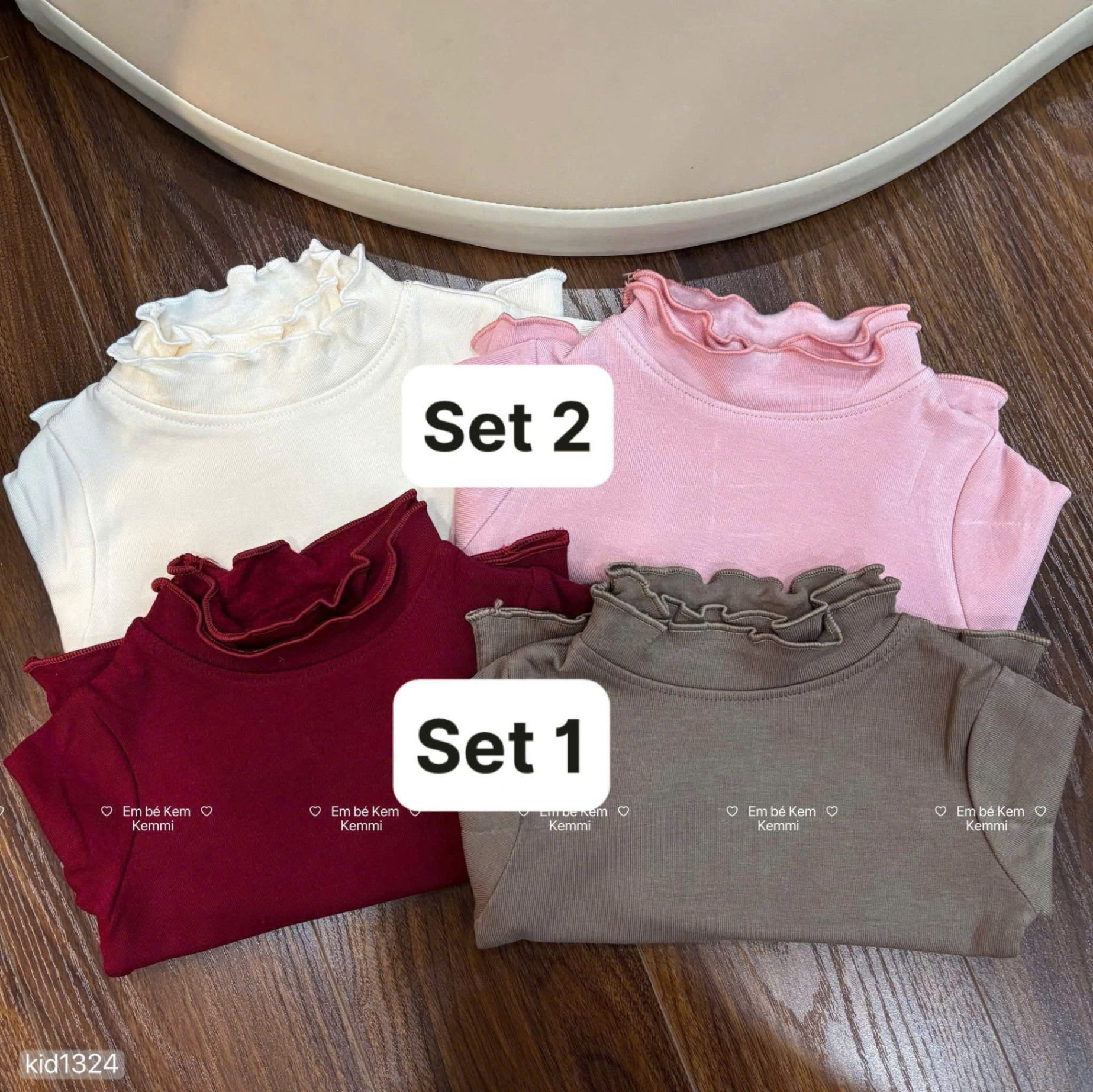 Áo giữ nhiệt zip cổ bèo điệu đà cho bé gái VNXK