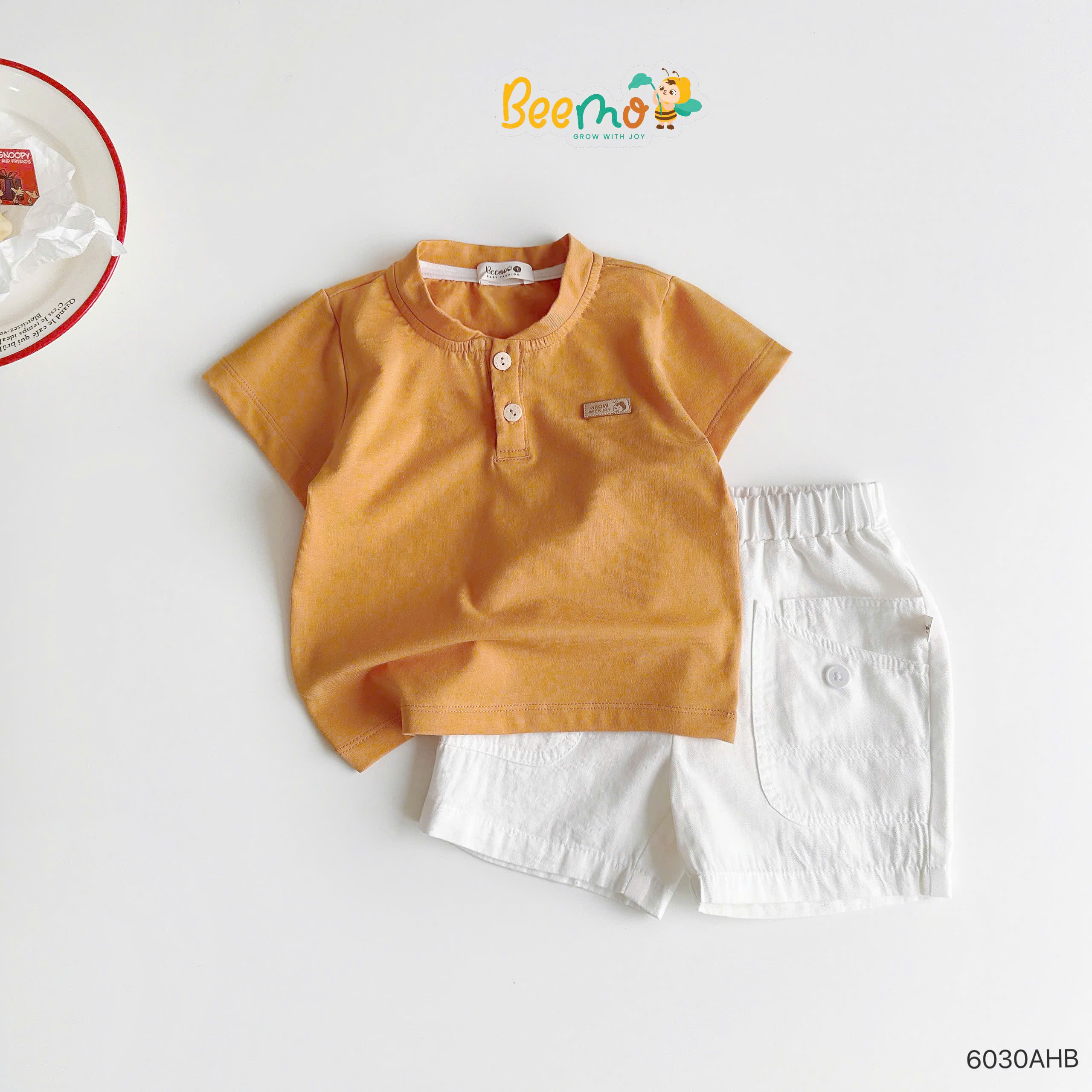 Áo phông cộc tay cổ bomber phối tag Beemo