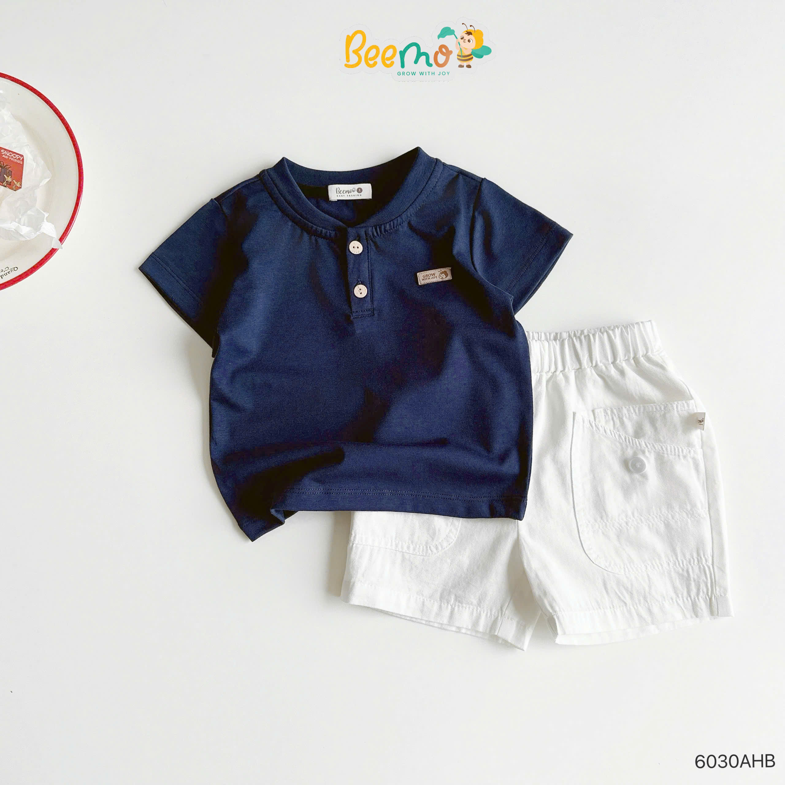 Áo phông cộc tay cổ bomber phối tag Beemo