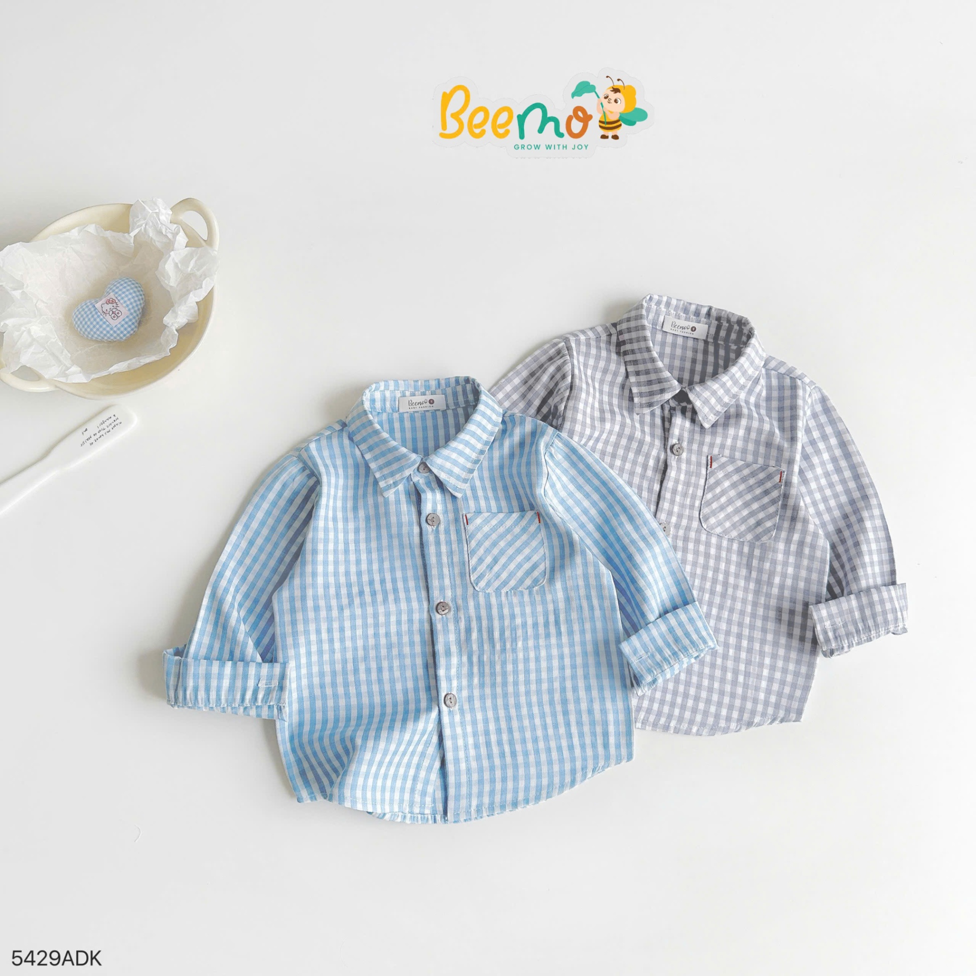 Áo sơ mi kẻ cổ đức phối túi Beemo
