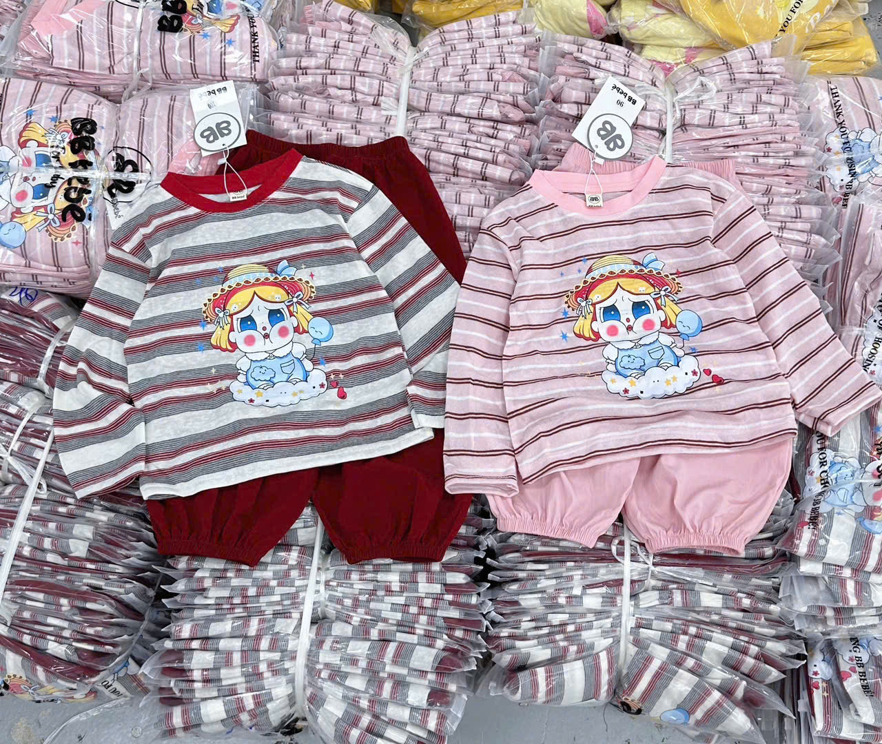 Bộ áo kẻ quần bom baby cry VNXK