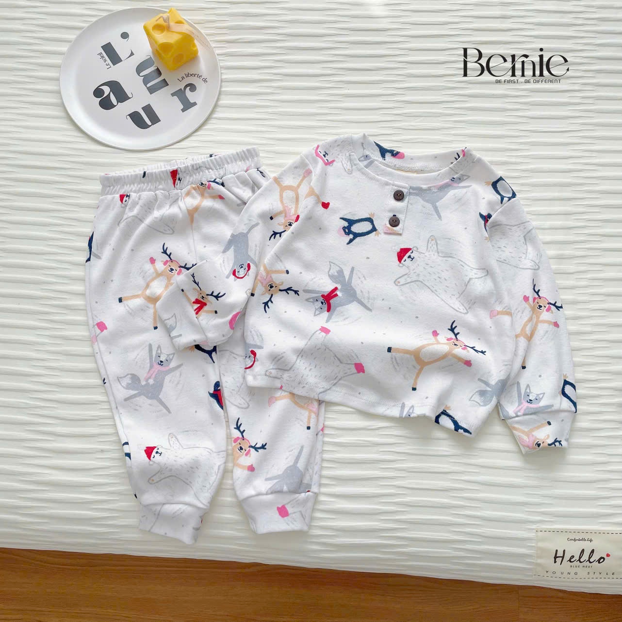 Bộ bozip dài tay thu đông họa tiết Bernie cho bé